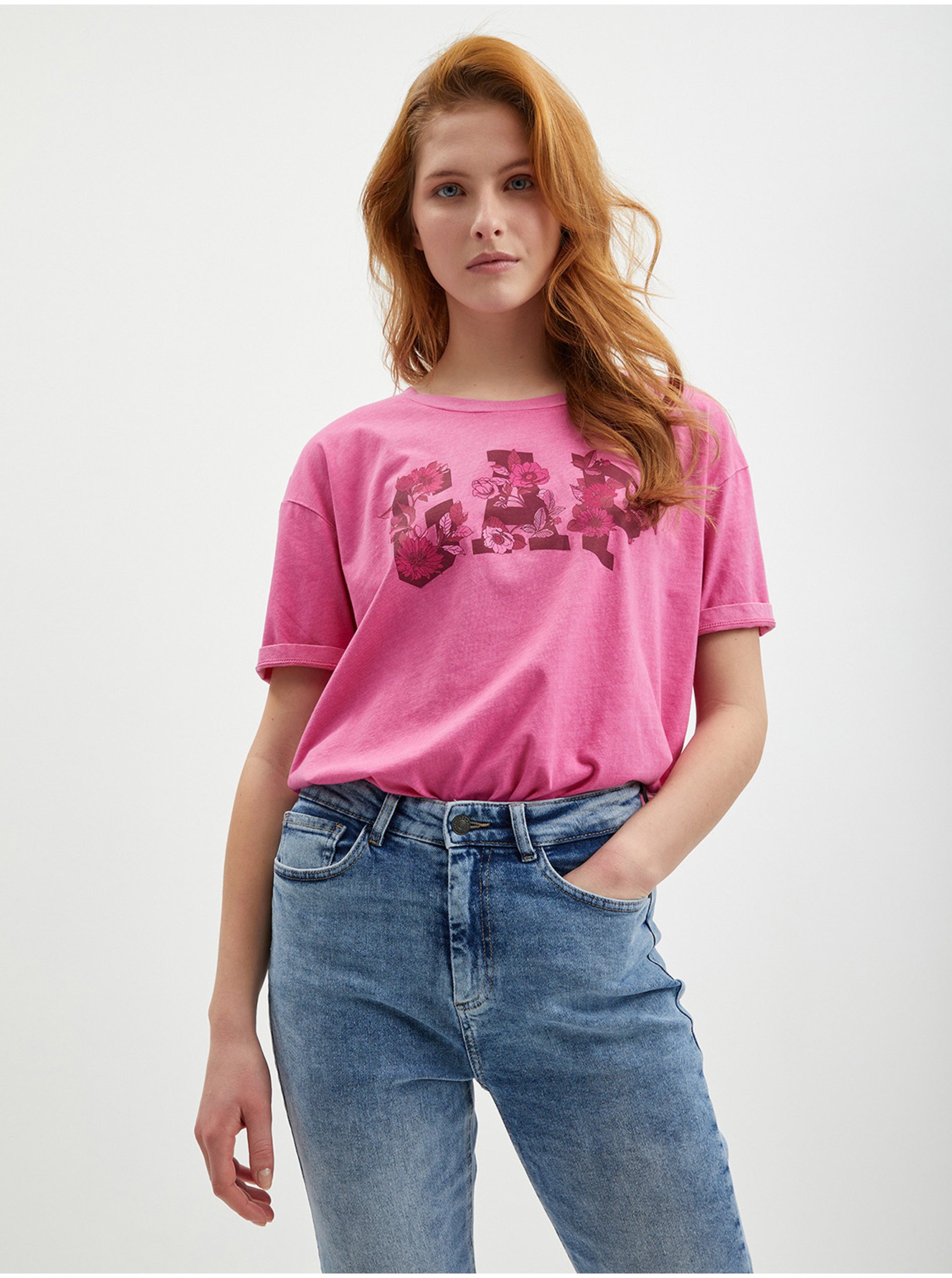 Levně Růžové dámské tričko logem GAP
