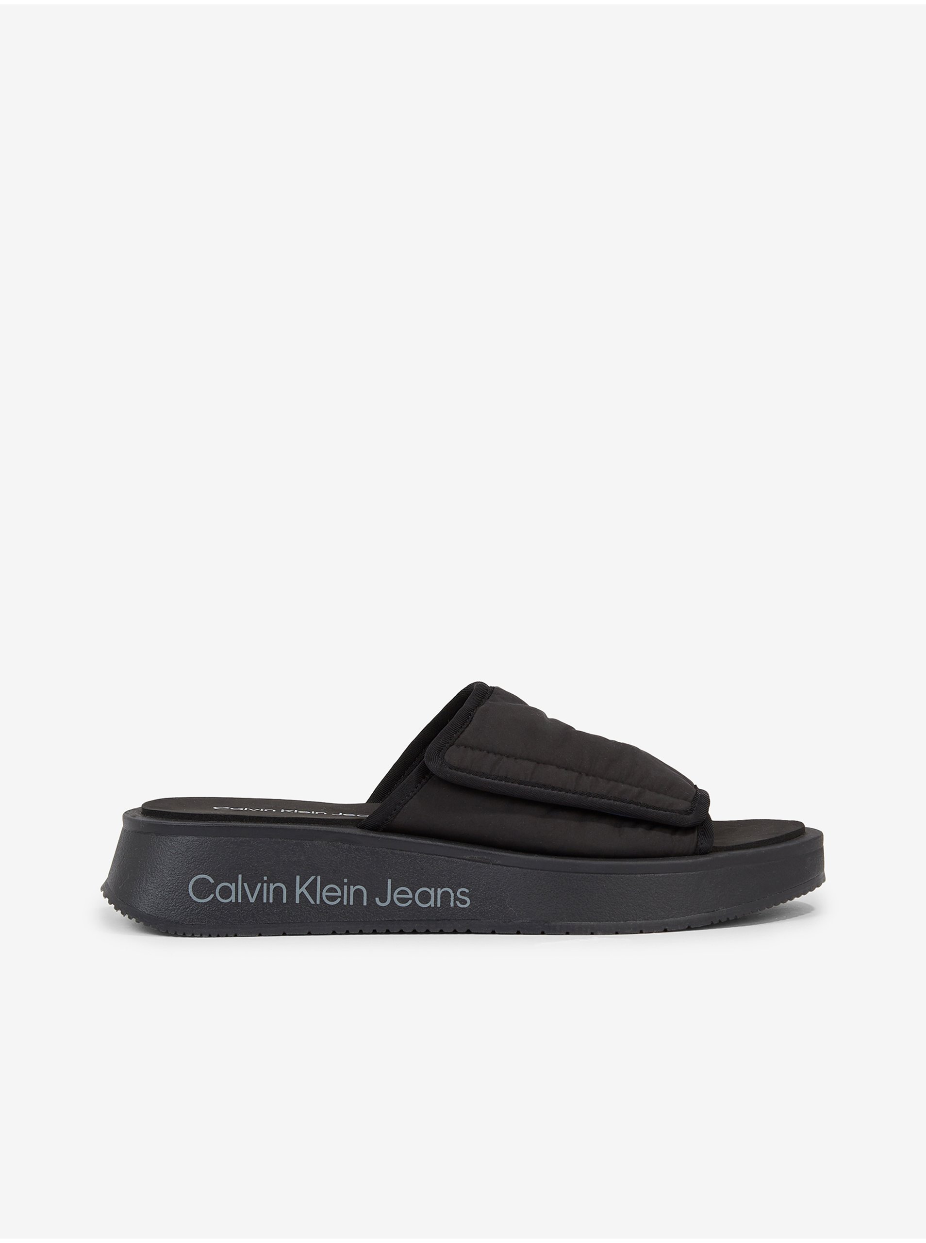 Levně Černé dámské pantofle na platformě Calvin Klein Jeans
