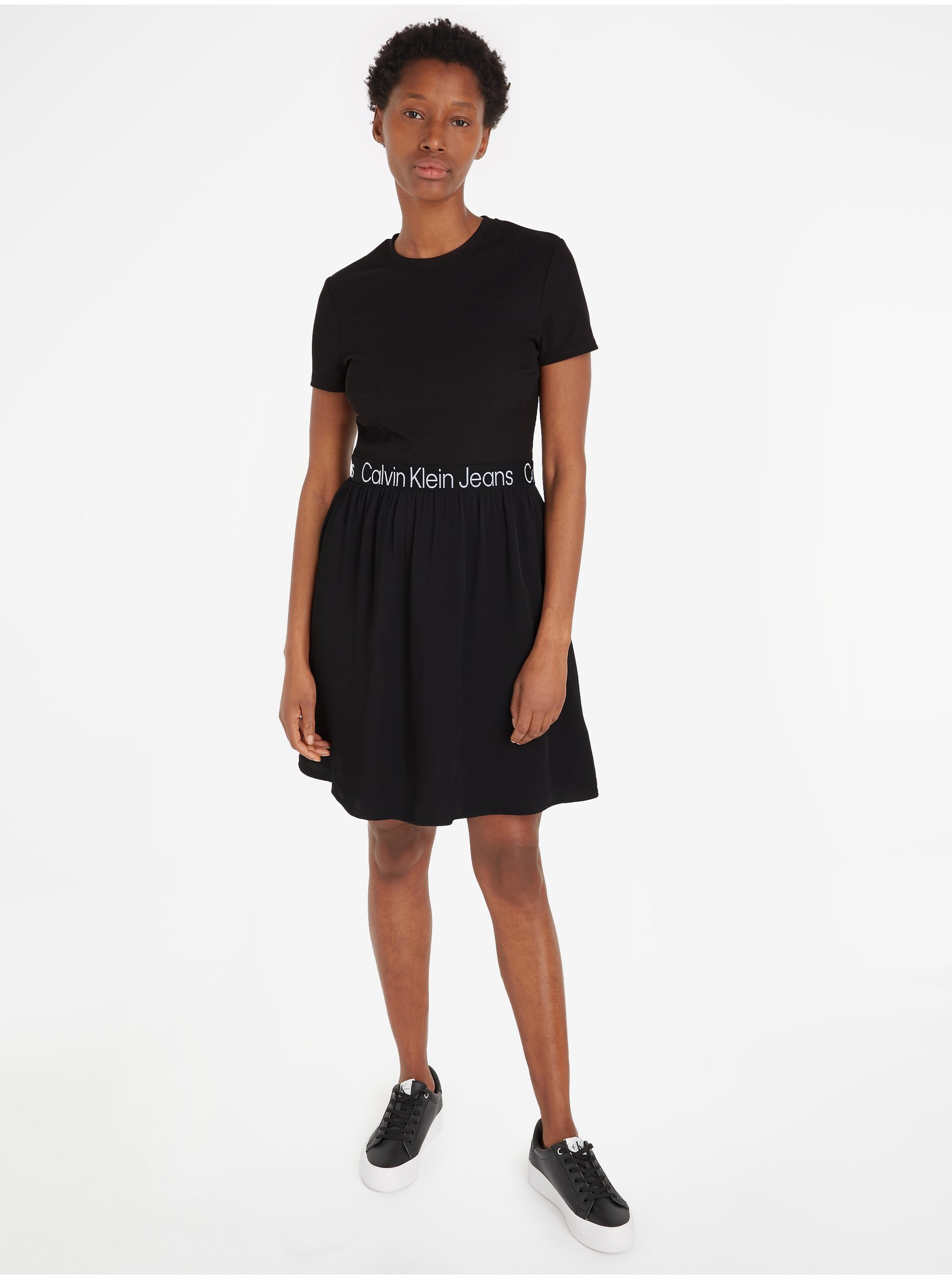 Lacno Šaty na denné nosenie pre ženy Calvin Klein Jeans - čierna