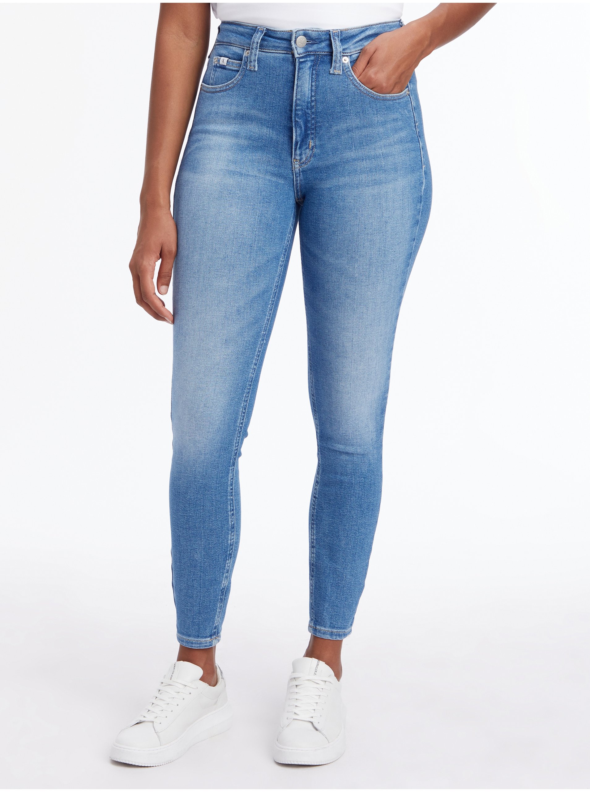 Levně Světle modré dámské zkrácené skinny fit džíny Calvin Klein Jeans