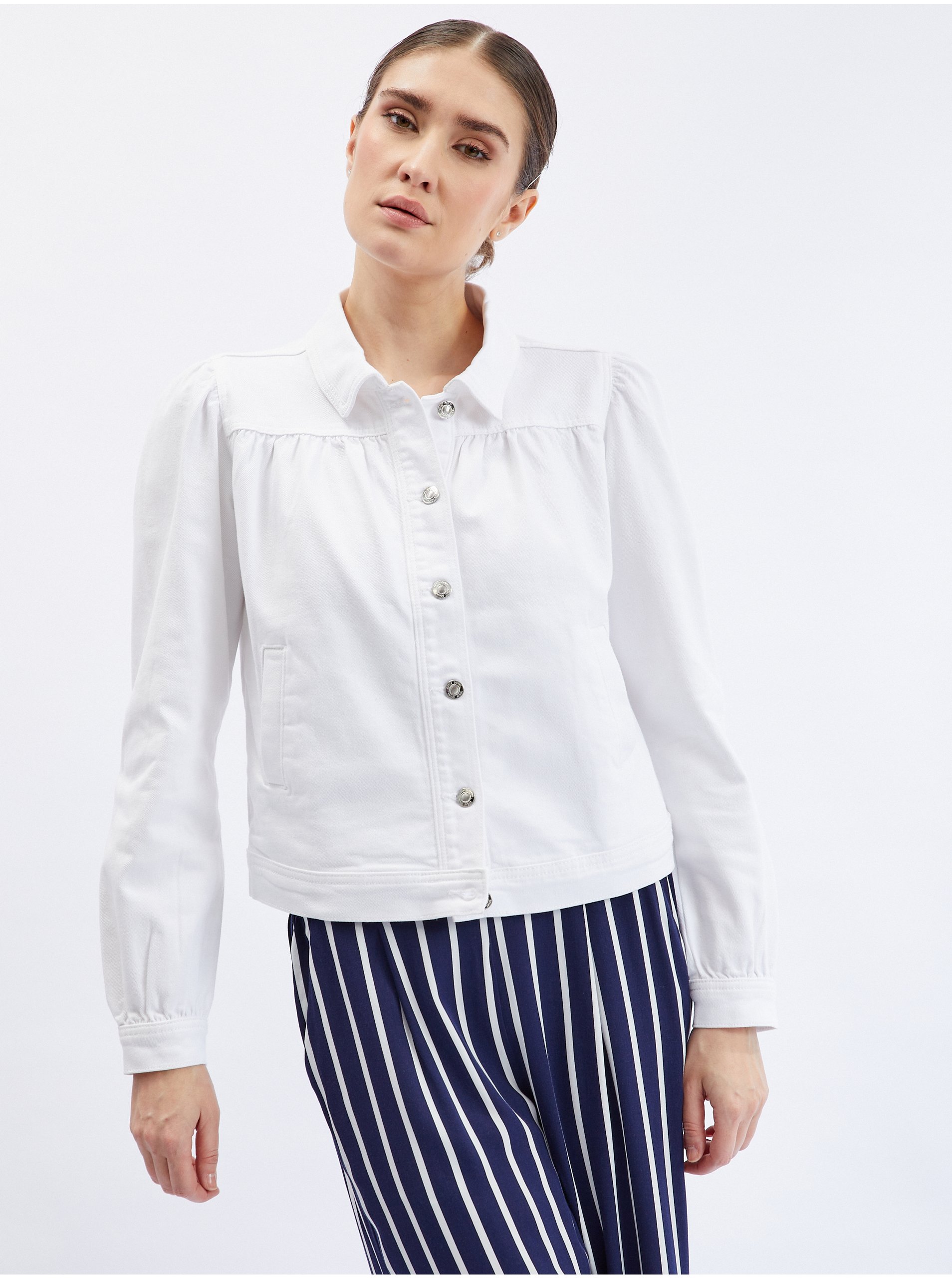 E-shop Bílá dámská džínová bunda ORSAY