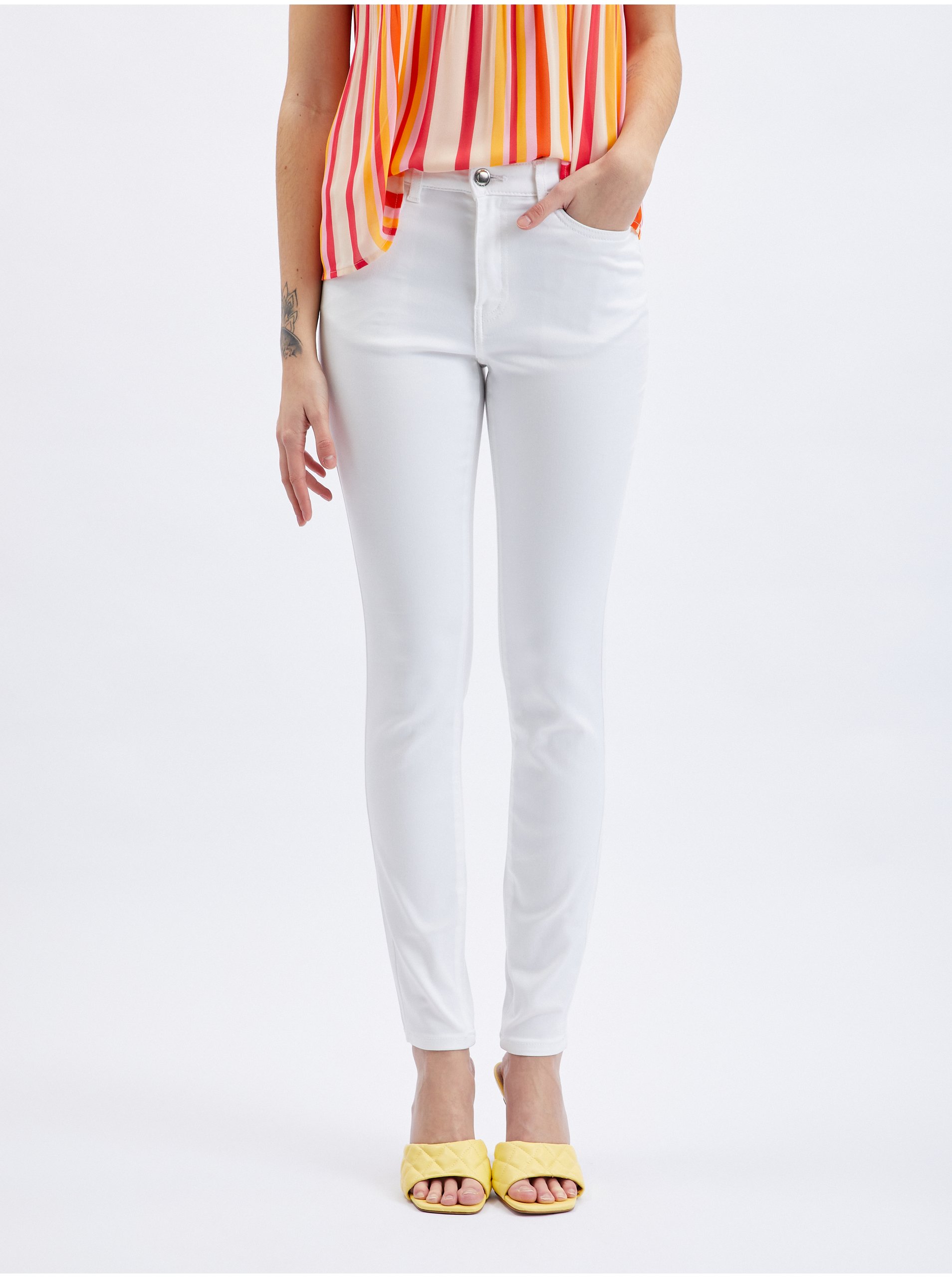 E-shop Bílé dámské skinny fit džíny ORSAY