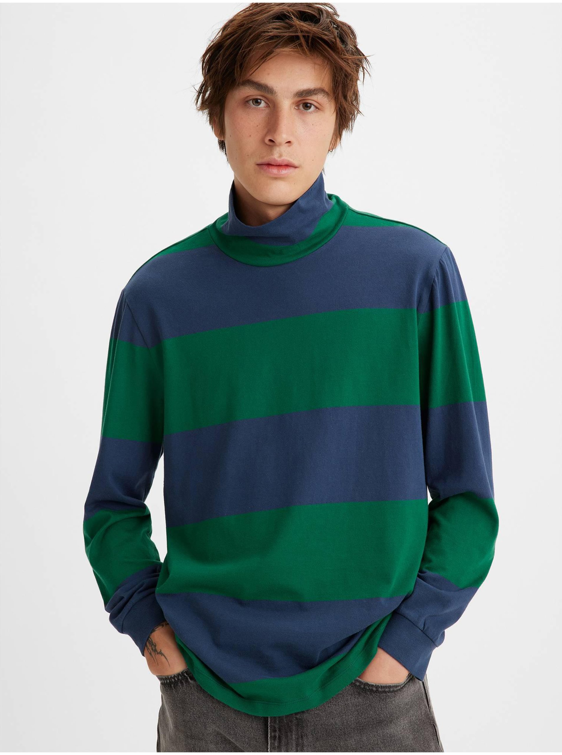 E-shop Modro-zelené pánske tričko Levi's® LS Turtleneck Tee Alpha Naval