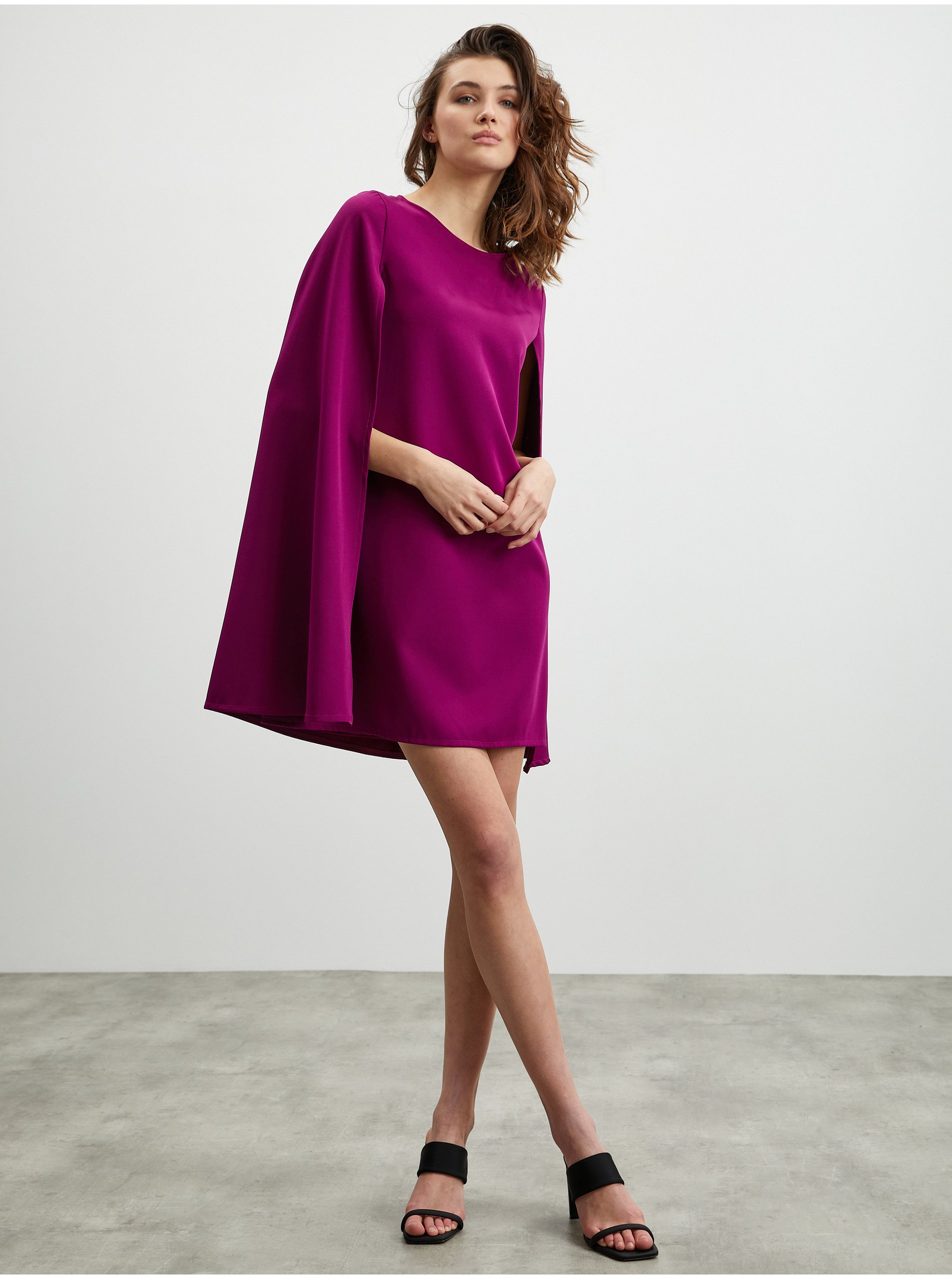 Lacno Spoločenské šaty pre ženy Simpo - fialová