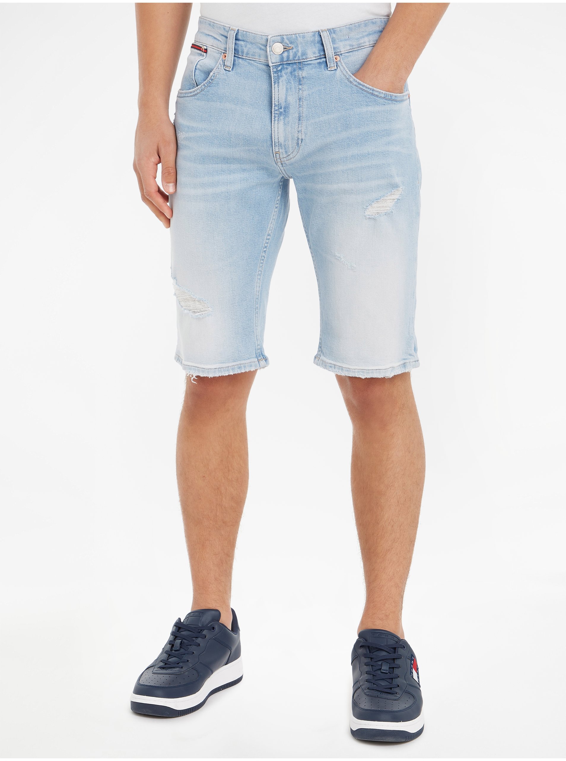 E-shop Světle modré pánské džínové kraťasy Tommy Jeans