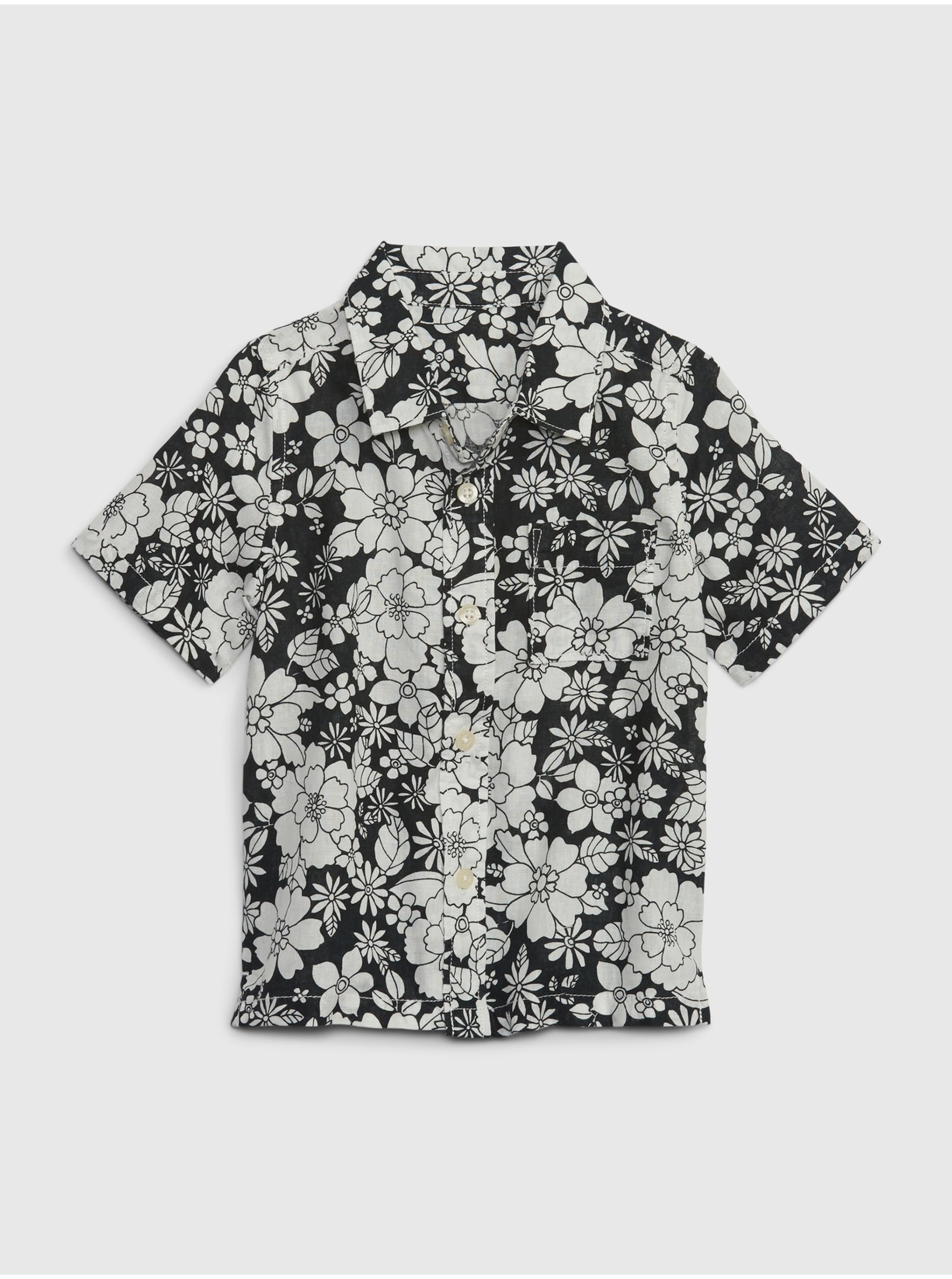 E-shop Bílo-černá klučičí květovaná košile s krátkým rukávem GAP
