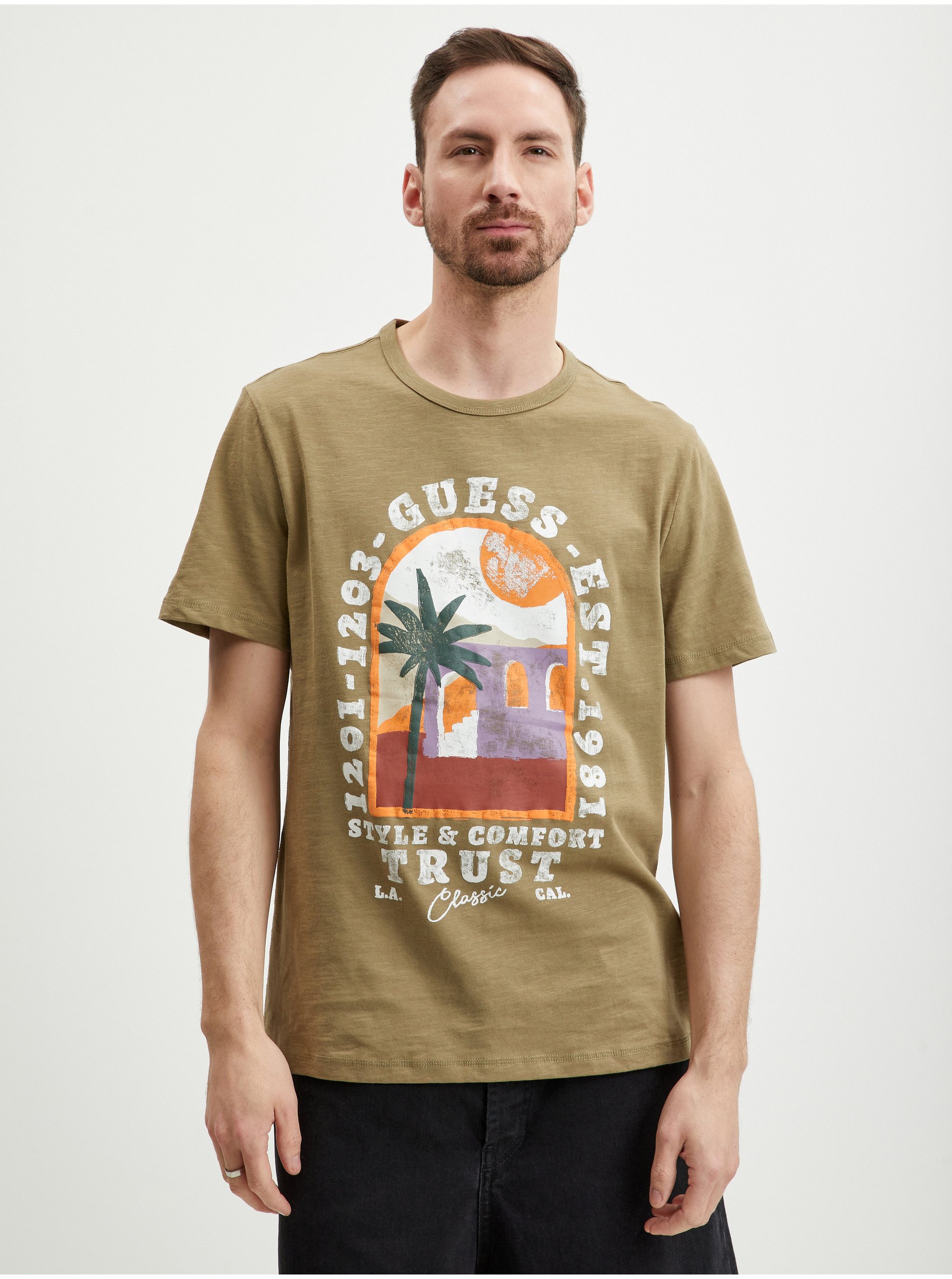 Lacno Béžové pánske tričko Guess Palm Window