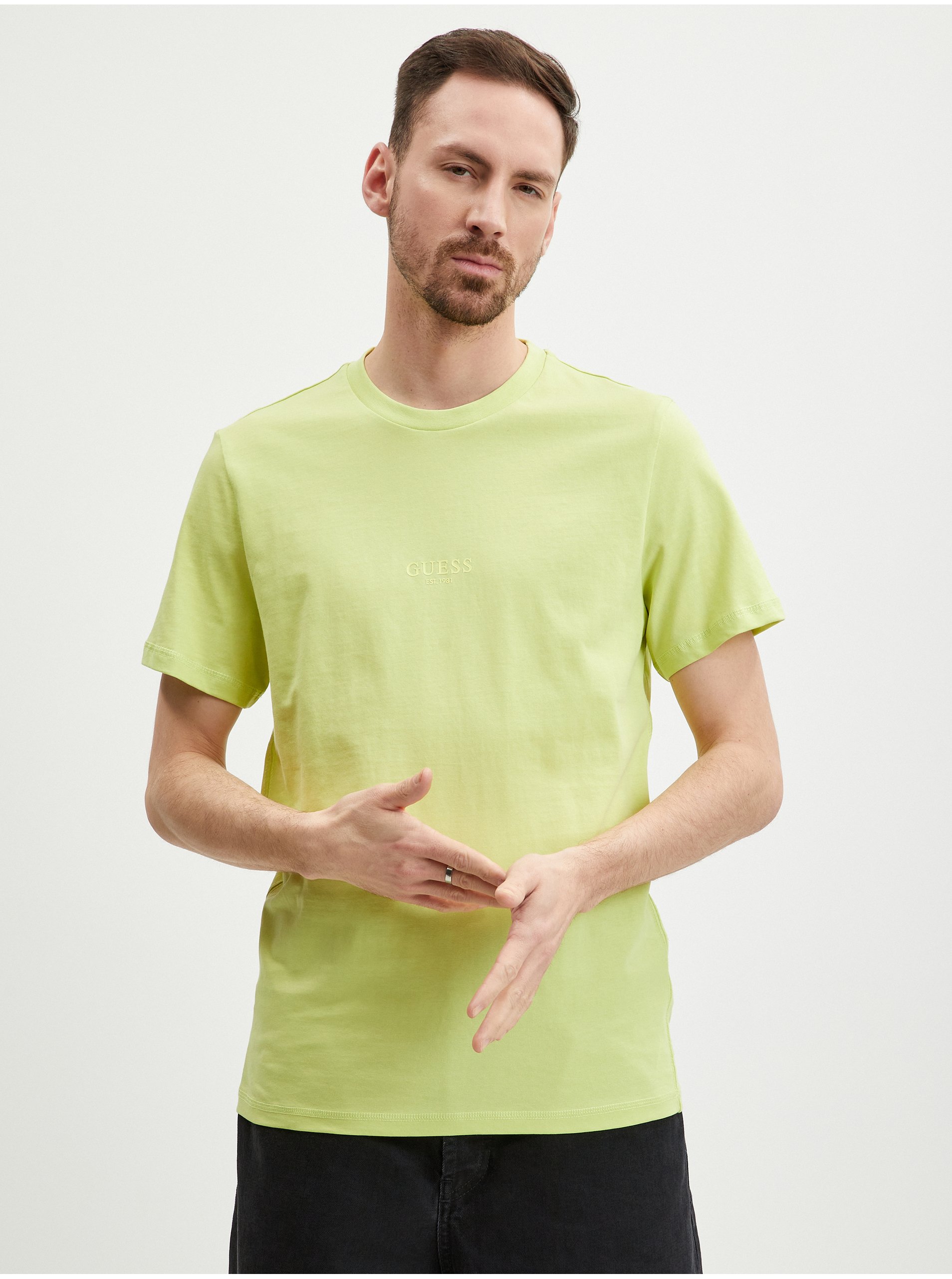 Levně Světle zelené pánské tričko Guess Aidy
