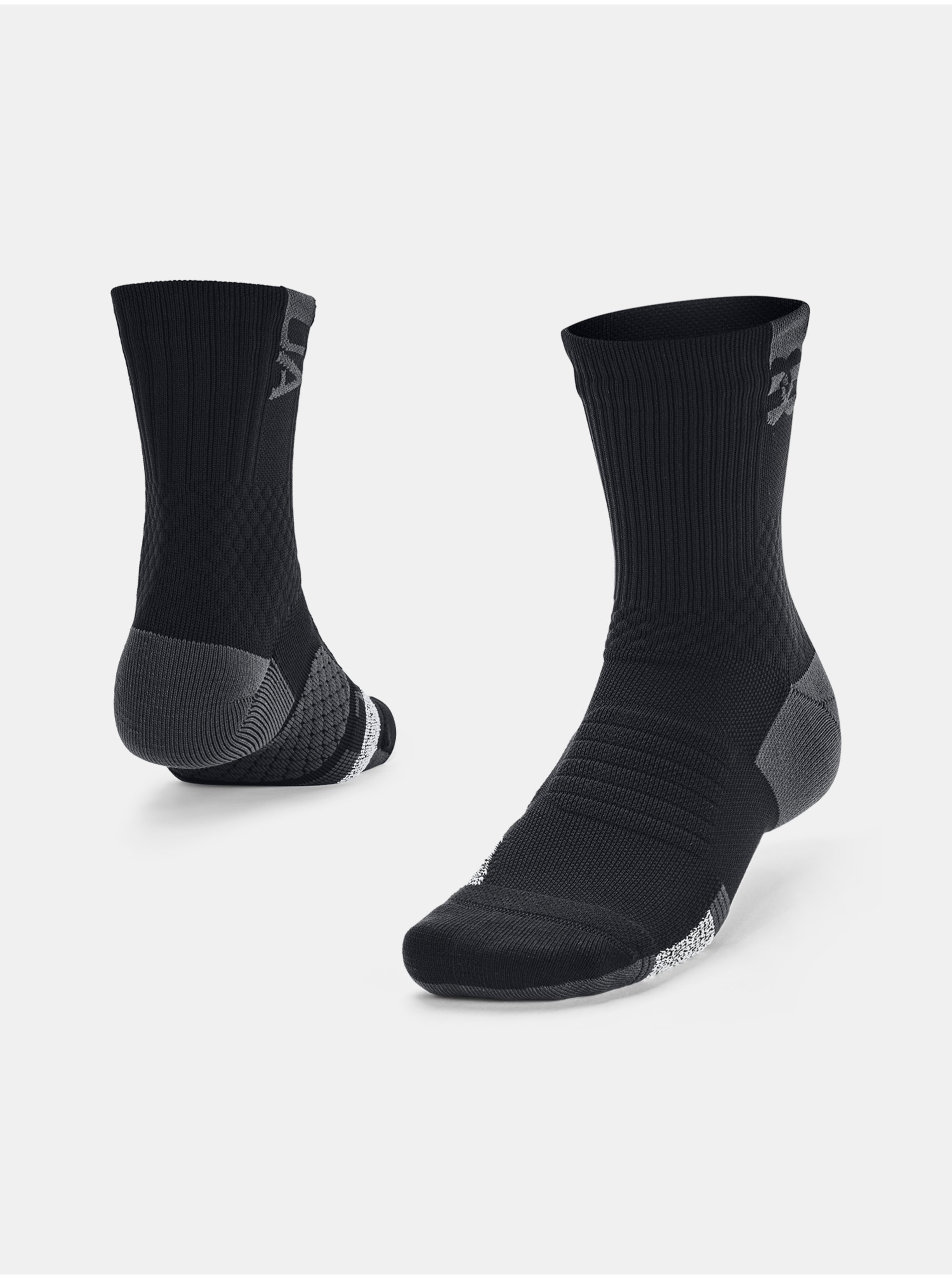 E-shop Černé sportovní ponožky Under Armour UA AD Playmaker 1pk Mid