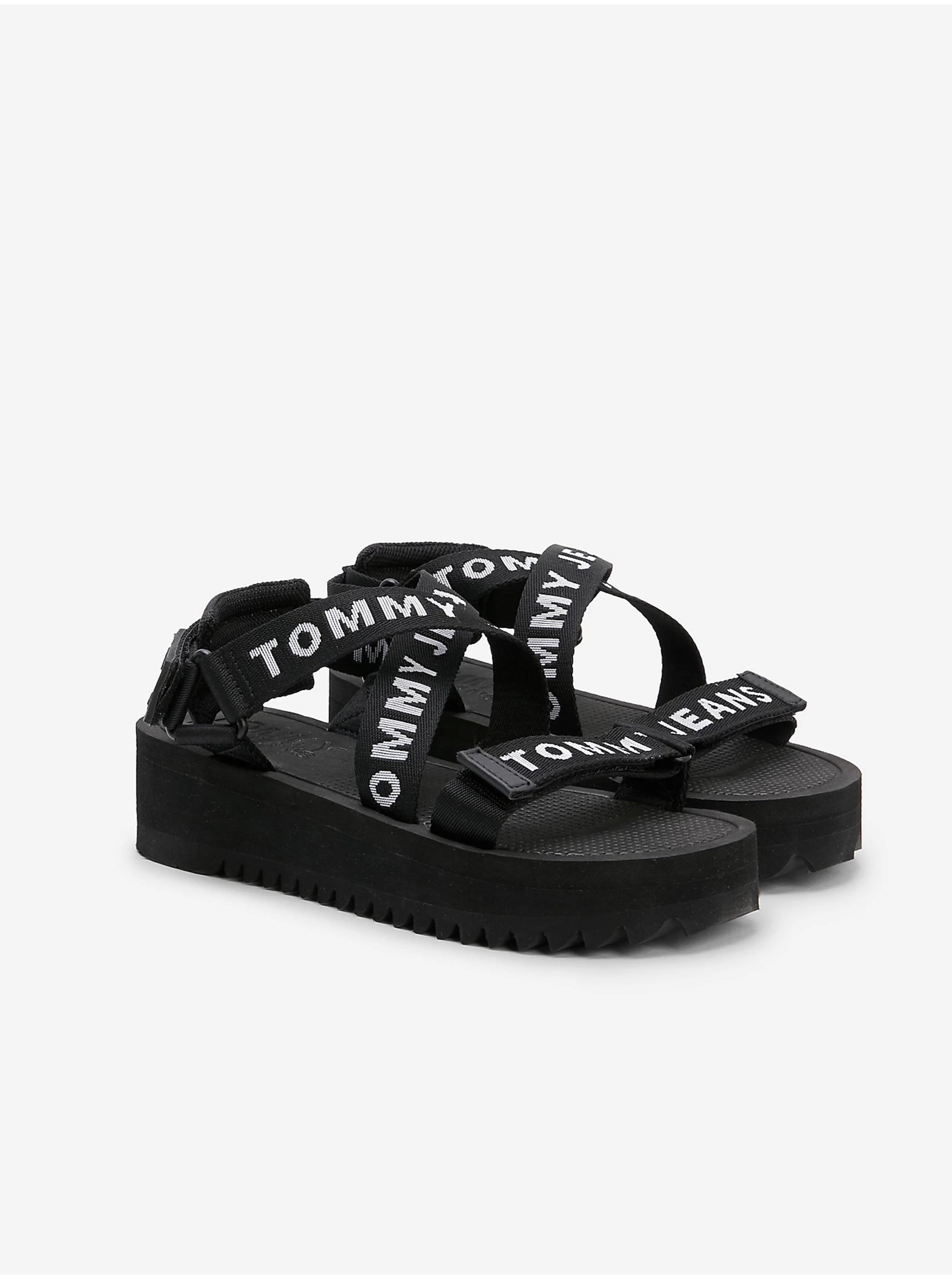 E-shop Černé dámské sandály na platformě TOMMY JEANS
