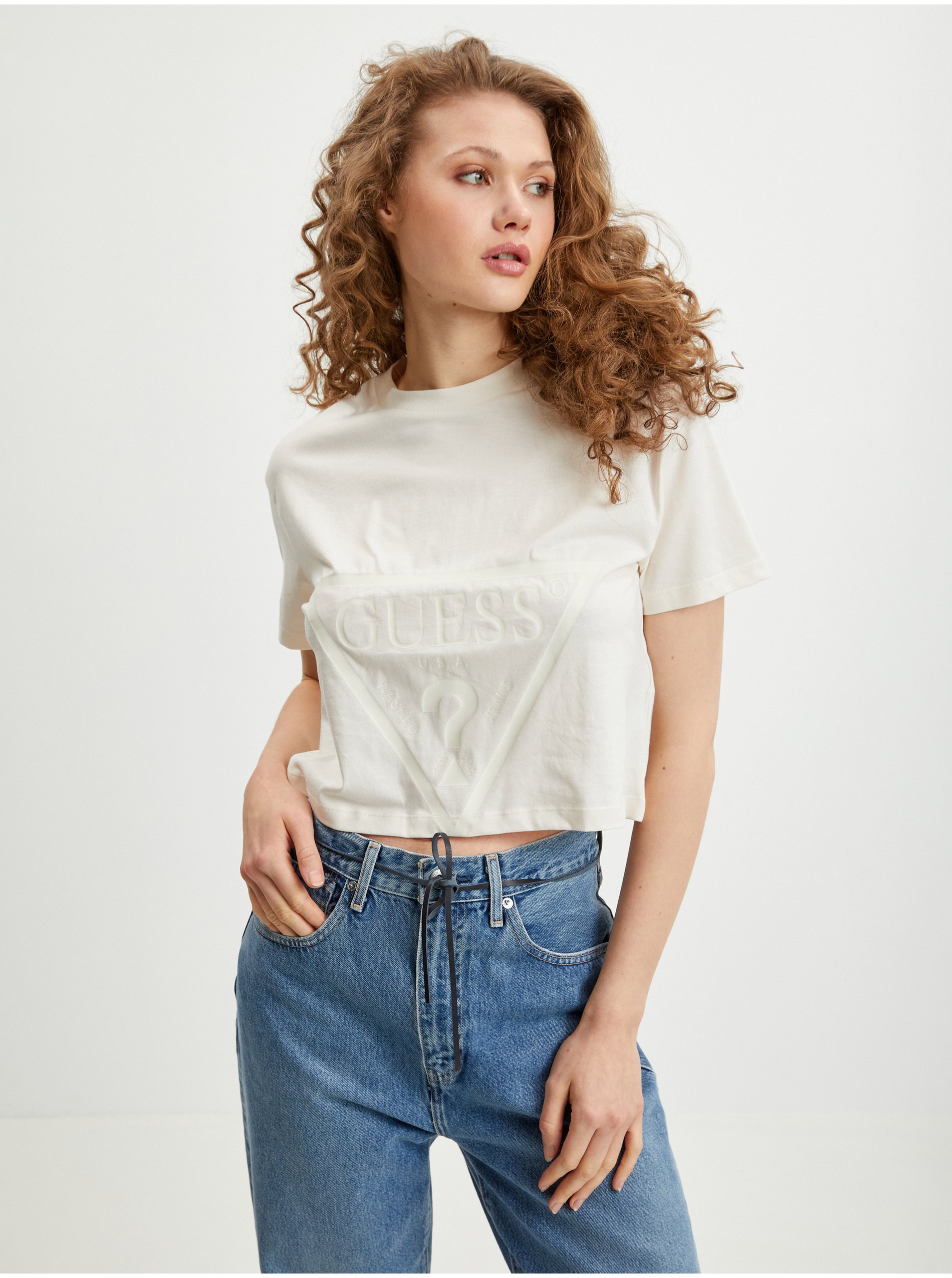 E-shop Bílé dámské tričko Guess Adele