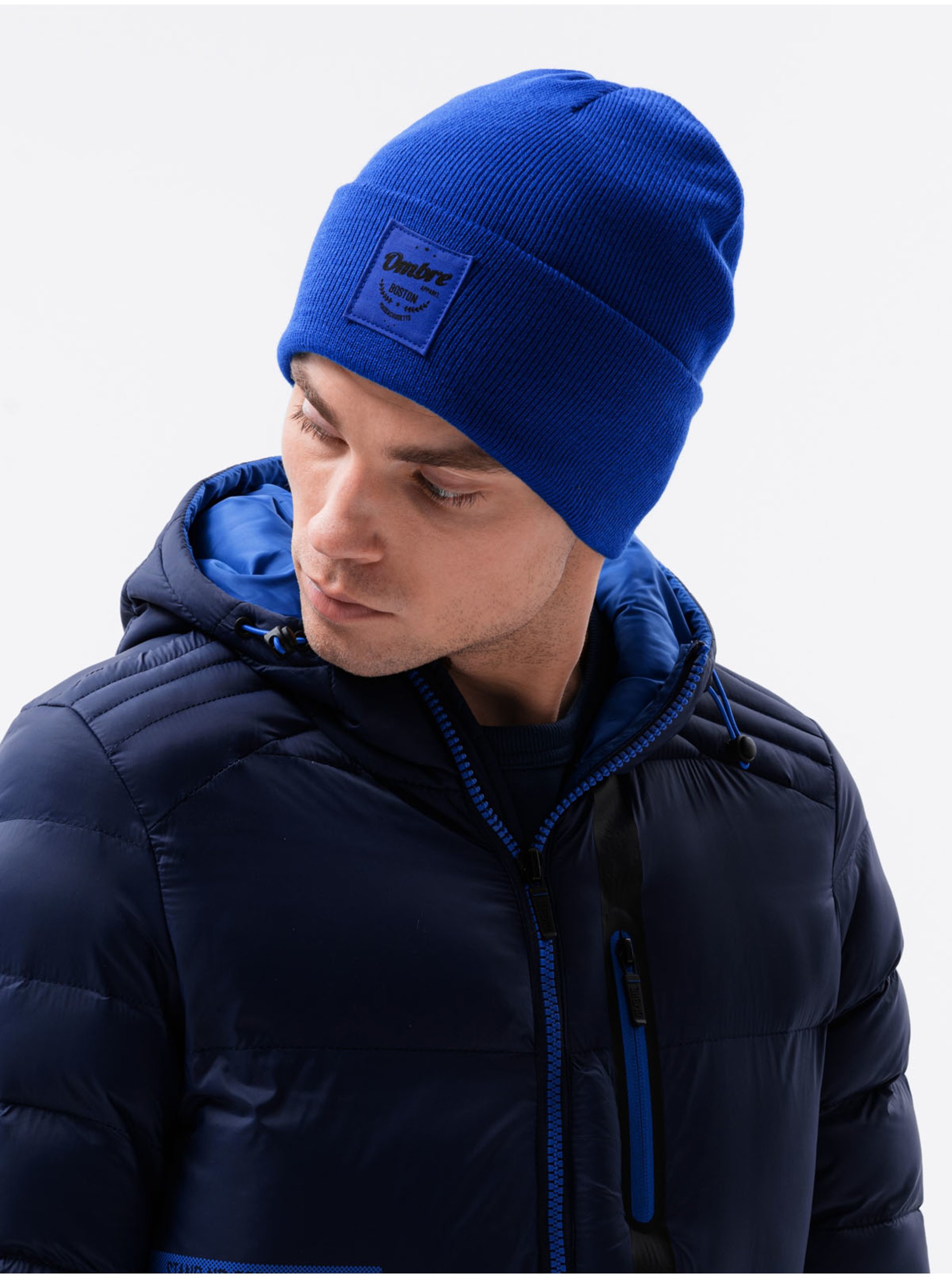 E-shop Čiapky, šály, rukavice pre mužov Ombre Clothing - modrá