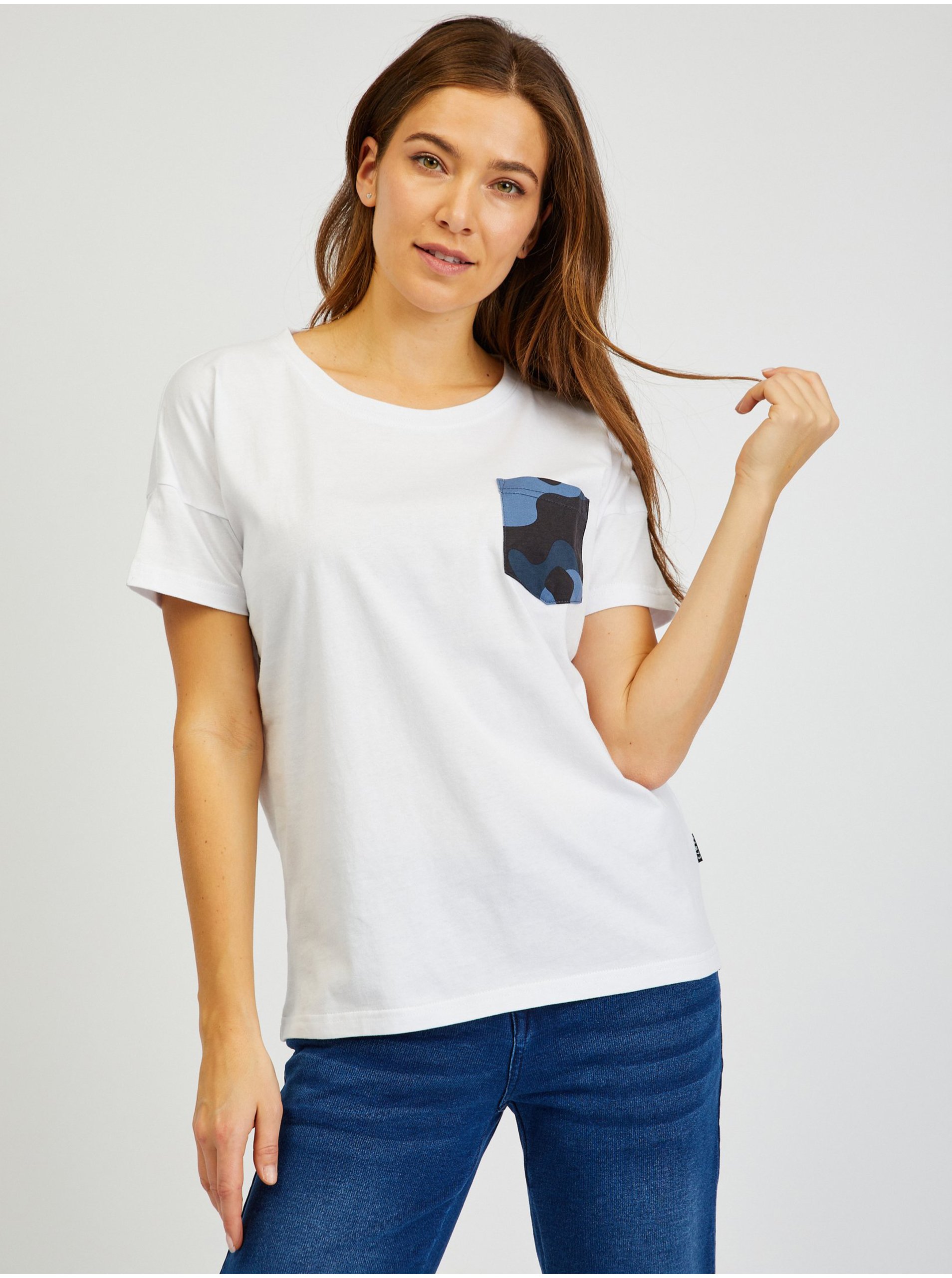 E-shop Bílé dámské tričko s kapsičkou SAM 73 Marie