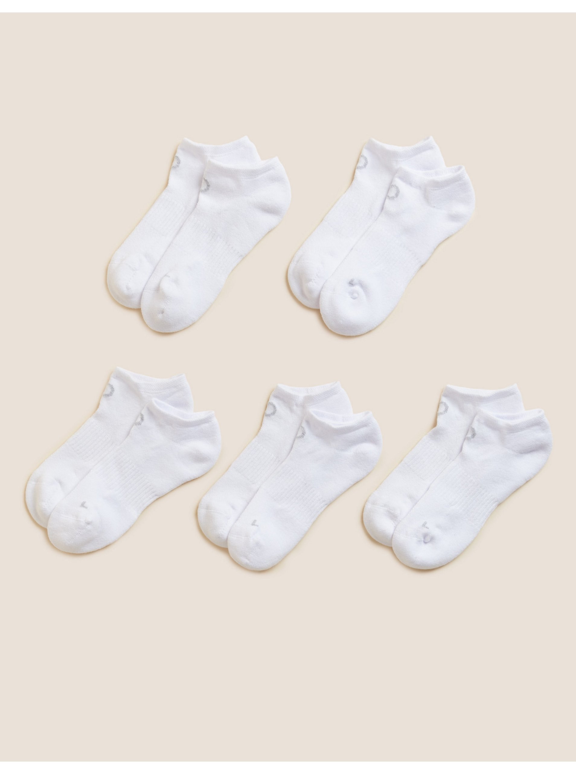 Levně Sada pěti párů dámských sportovních ponožek v bílé barvě Marks & Spencer Trainer Liners™