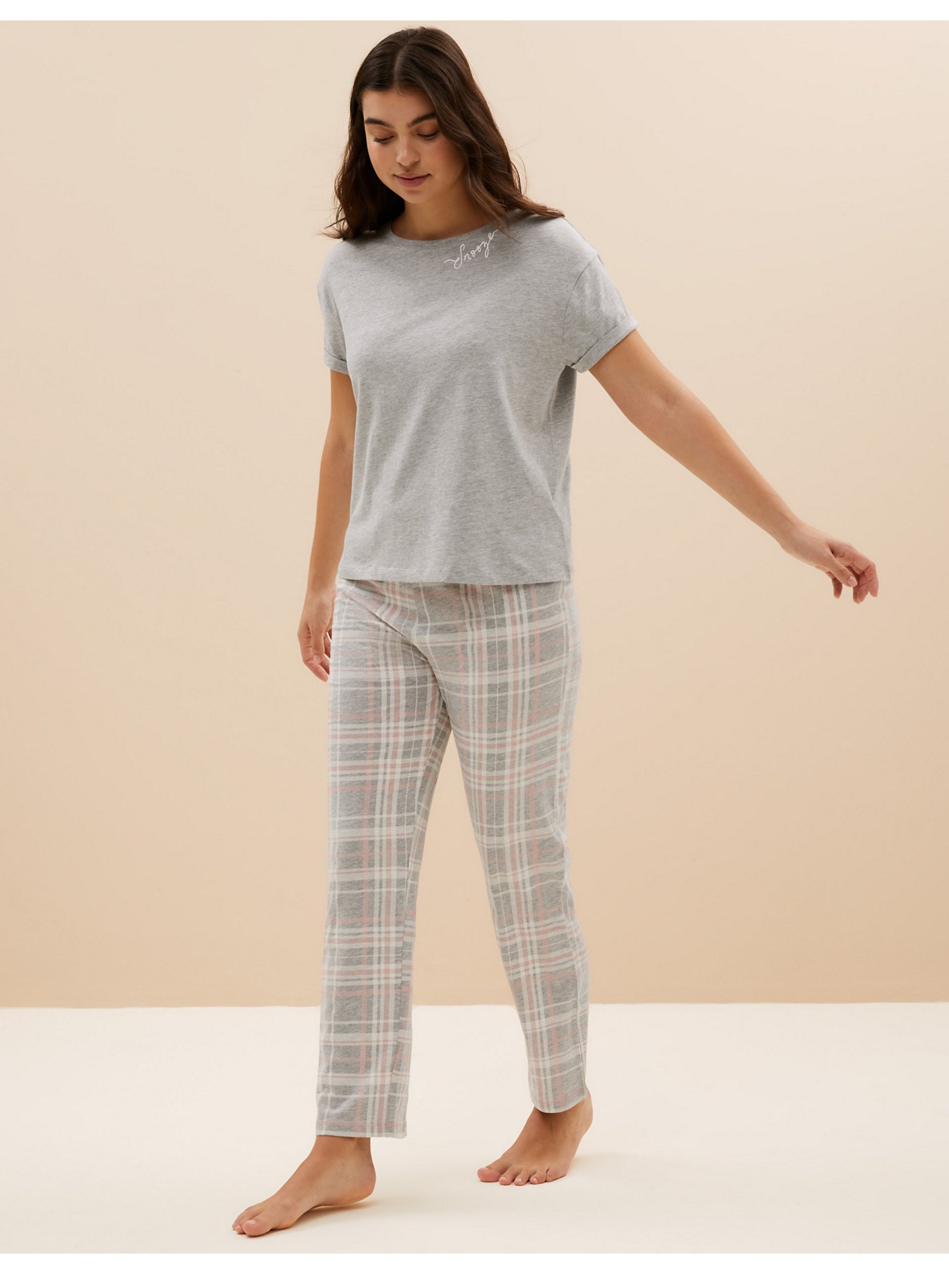 Levně Šedé dámské kostkované pyžamo Marks & Spencer