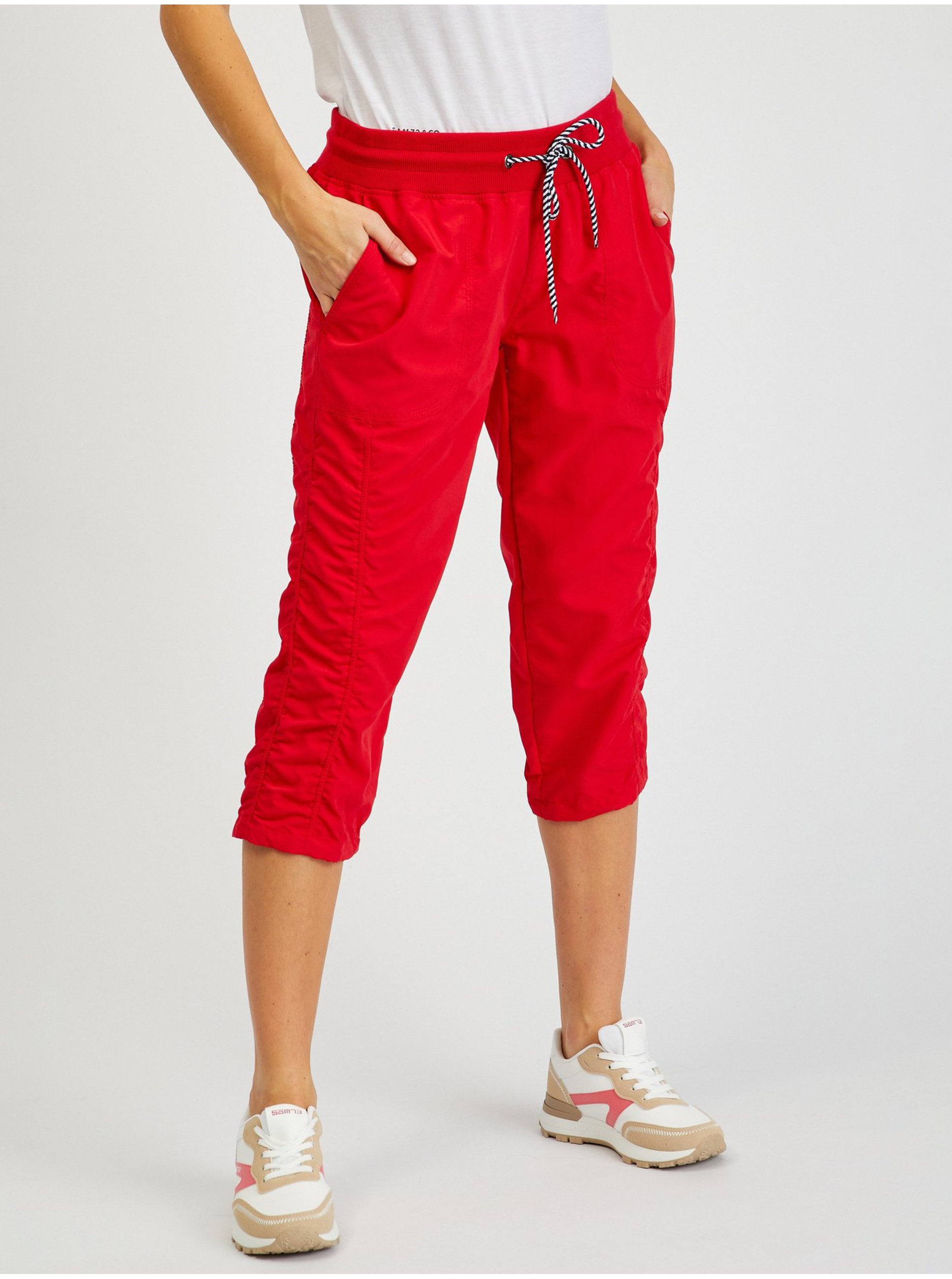 E-shop Červené dámske trojštvrťové nohavice SAM 73 Lynx