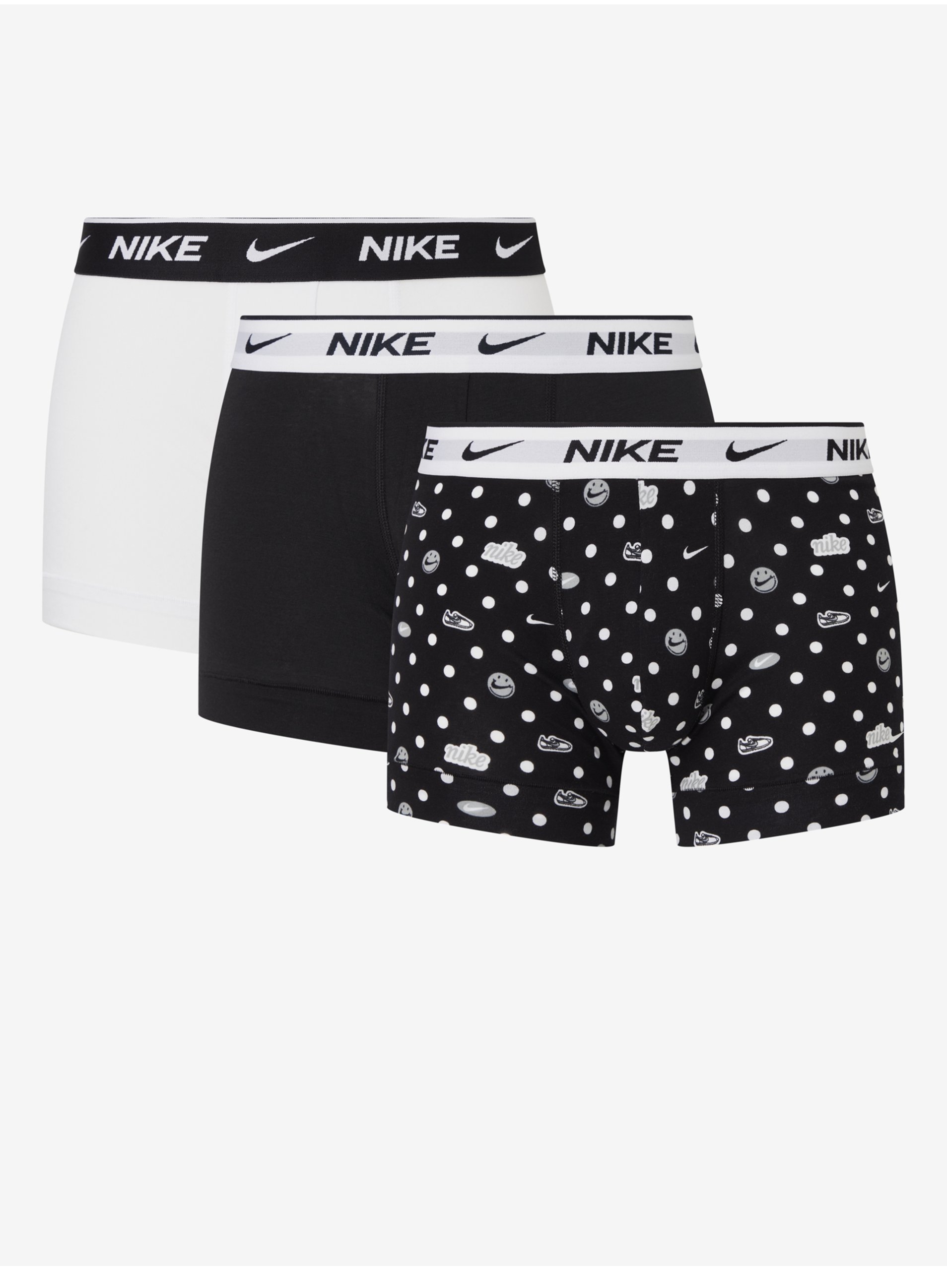 Levně Sada tří pánských boxerek v černé, bílé a vzorované barvě Nike