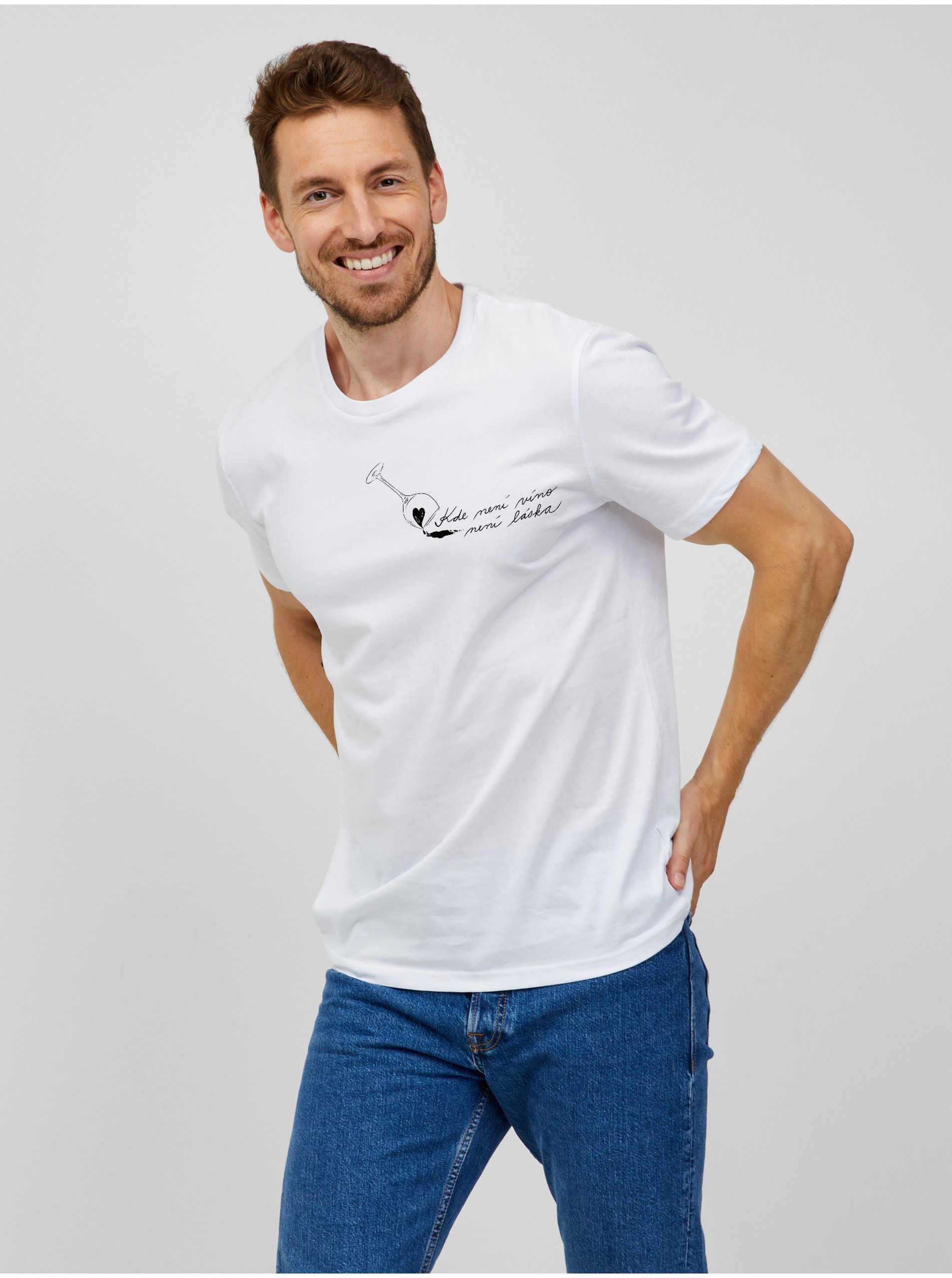 E-shop Bílé pánské tričko Zoot Original Kde není víno