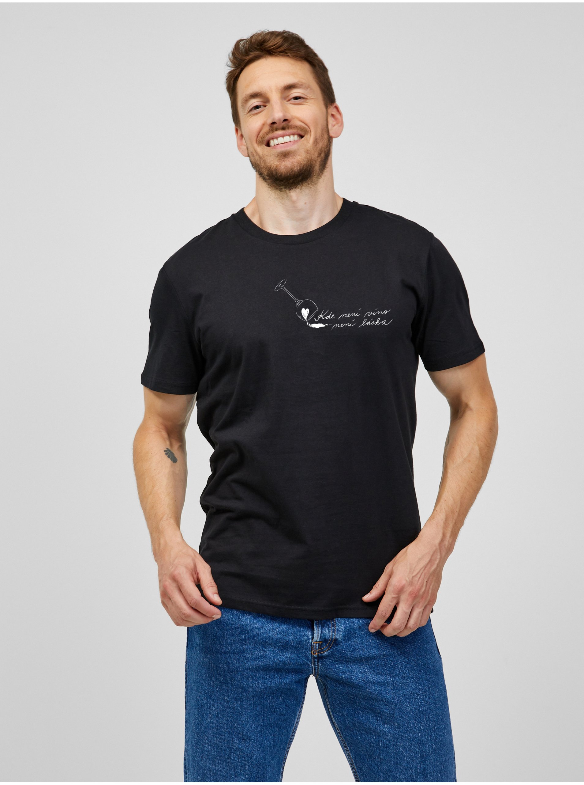 E-shop Černé pánské tričko Zoot Original Kde není víno
