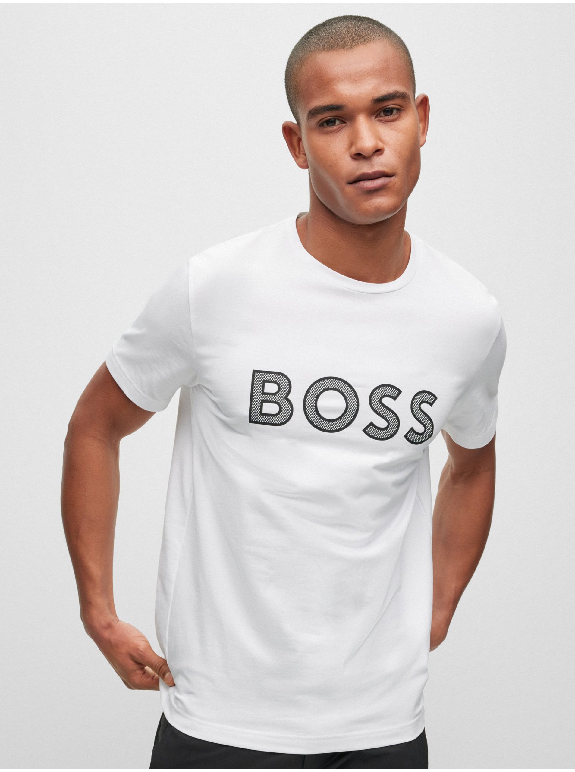 Levně Sada dvou pánských triček v bílé a černé barvě Hugo Boss