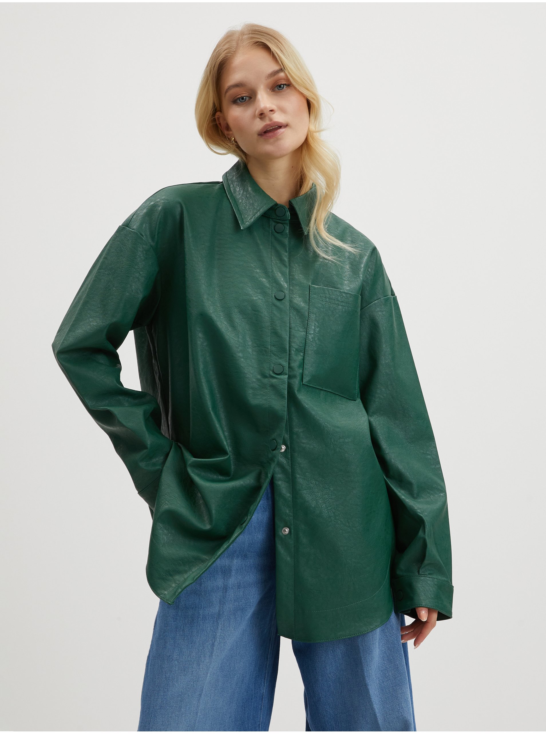 Lacno Zelená dámska koženková košeľa ONLY Mia