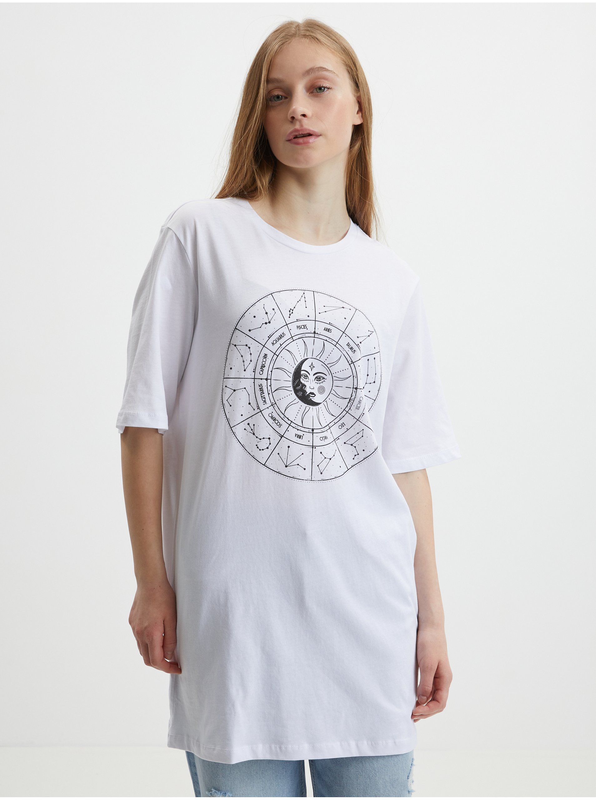 Levně Bílé dámské prodloužené oversize tričko Noisy May Zodiac
