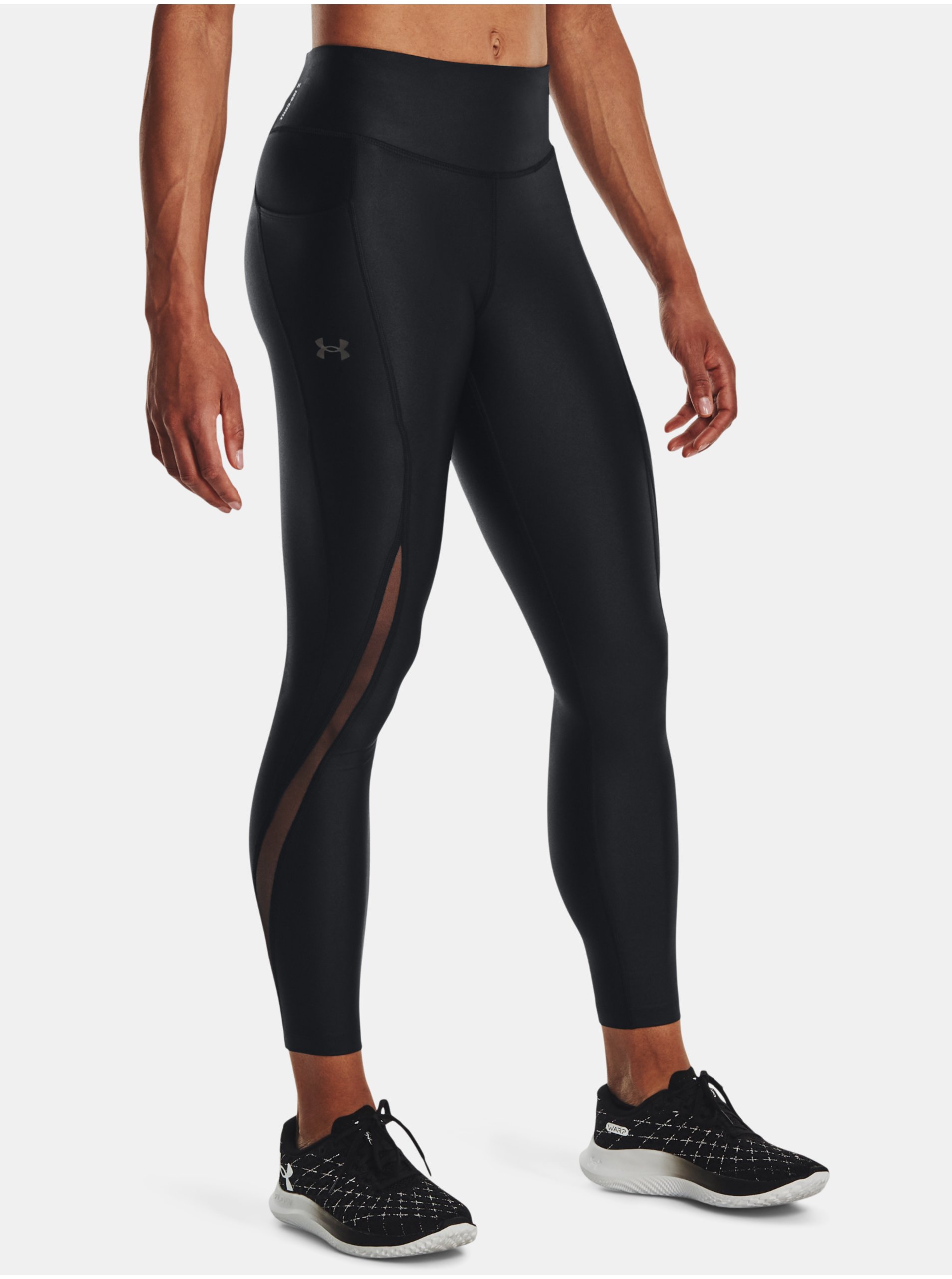 E-shop Černé dámské sportovní legíny Under Armour FlyFast