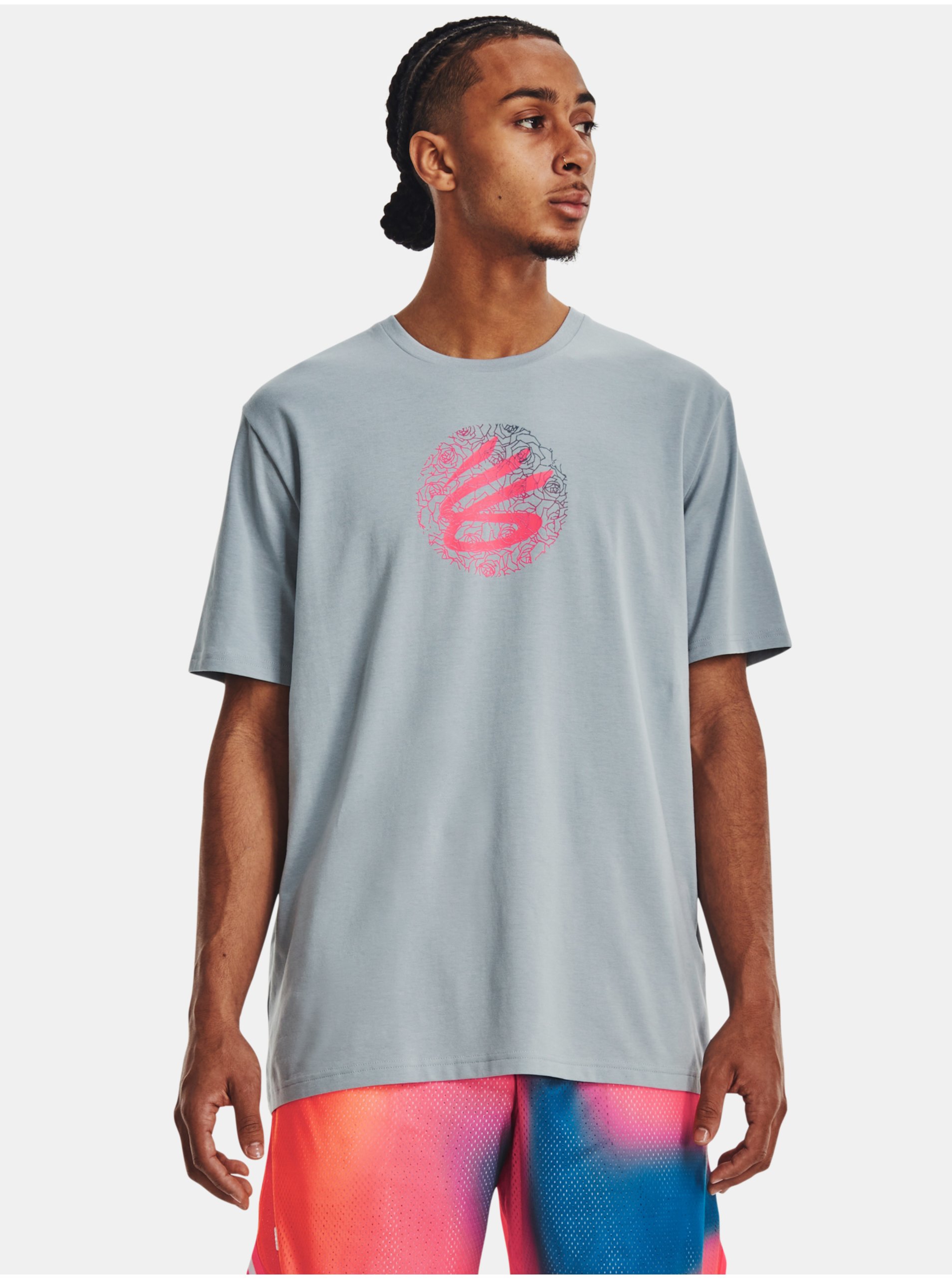 E-shop Světle šedé pánské sportovní tričko Under Armour Curry