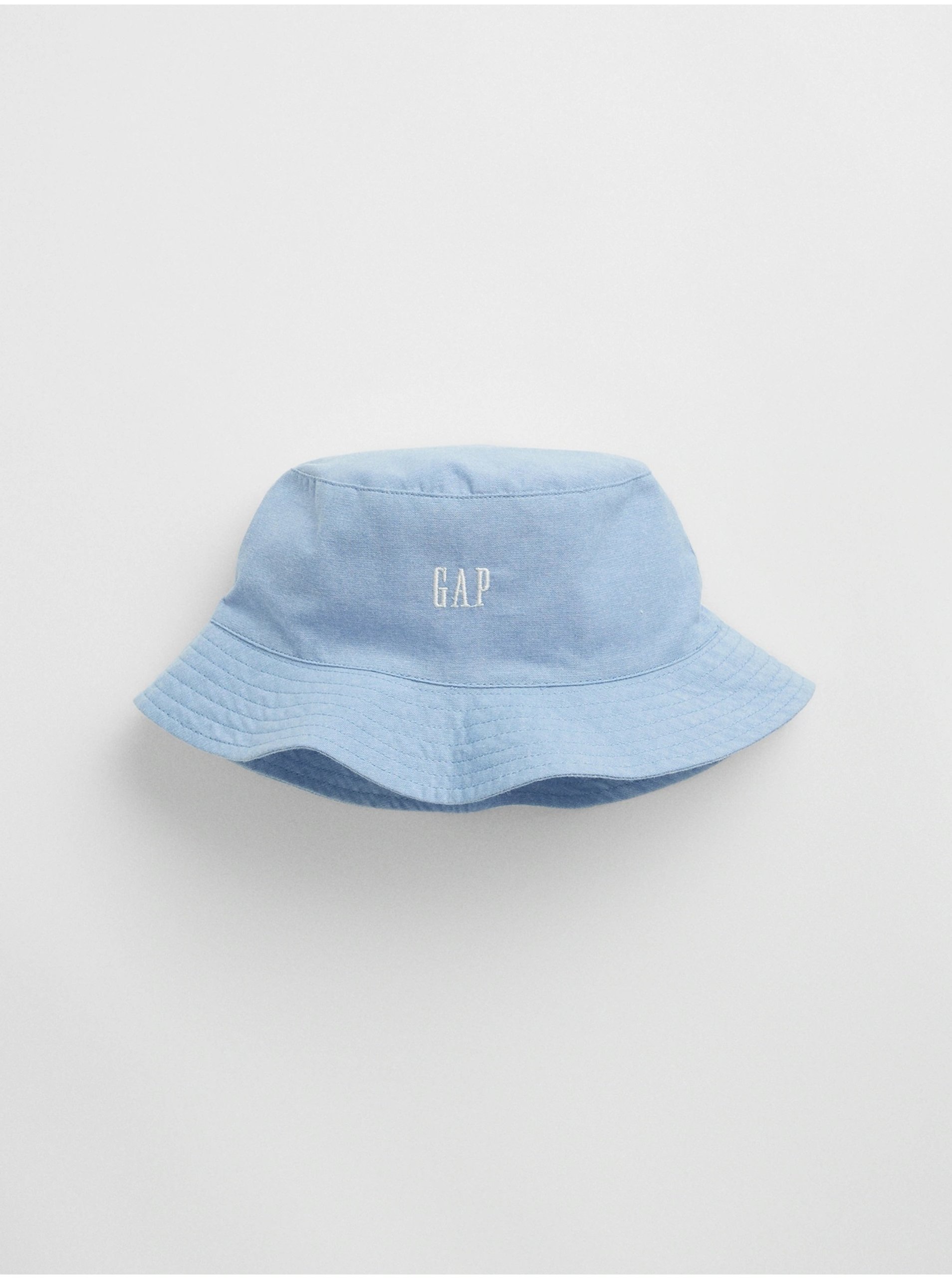 E-shop Světle modrý dětský klobouk GAP
