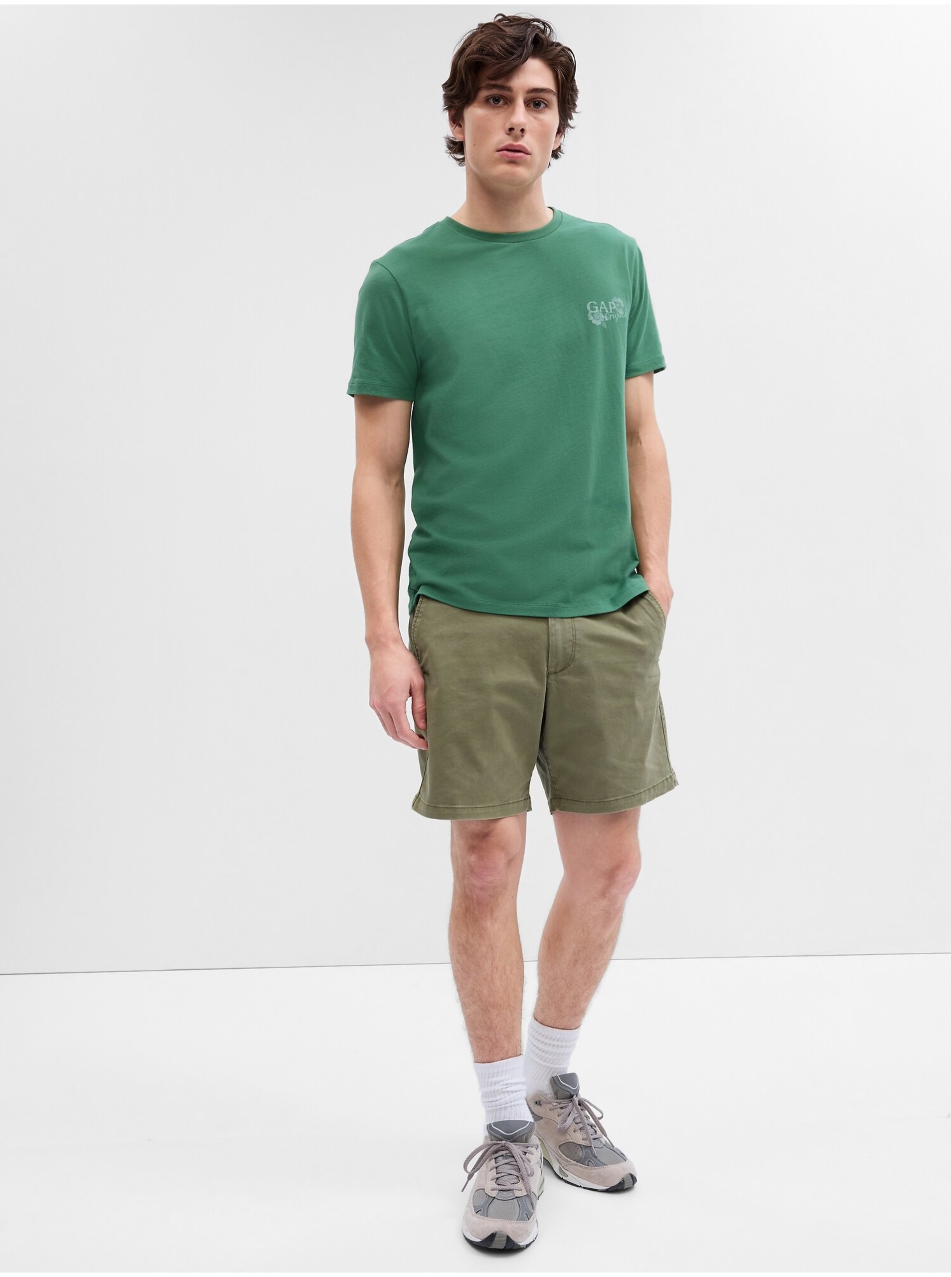 Lacno Zelené pánske šortky GAP