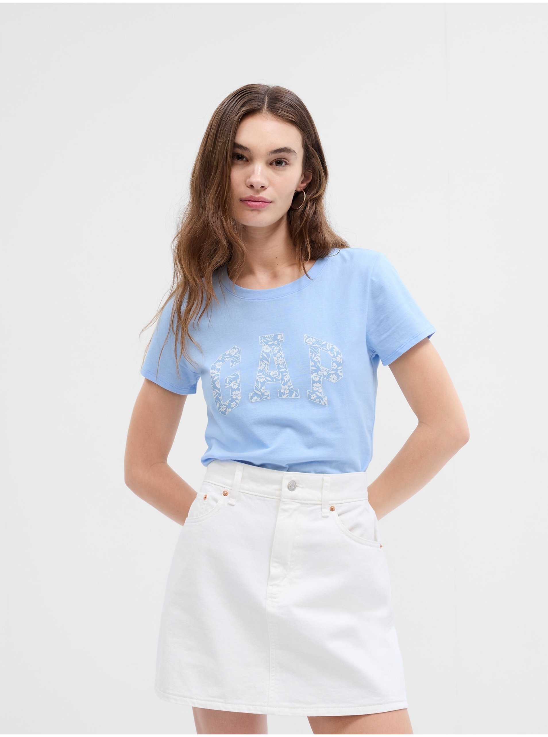 Levně Světle modré dámské tričko s logem GAP