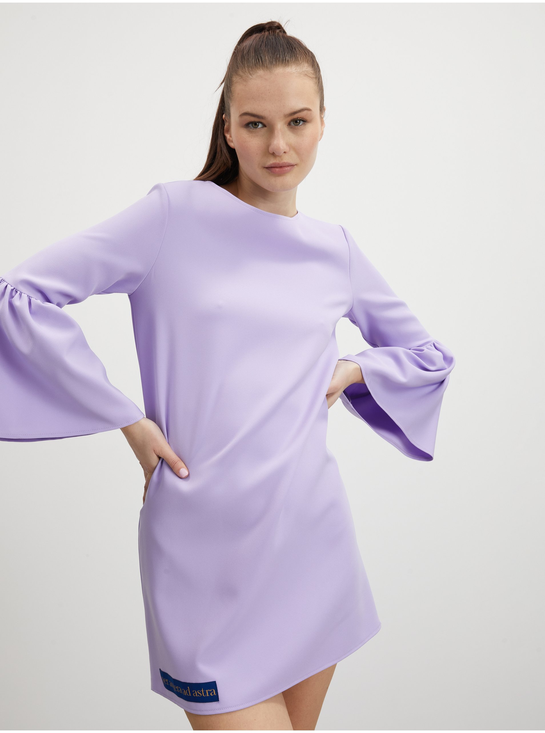 Lacno Svetlo fialové dámske šaty Simpo Star