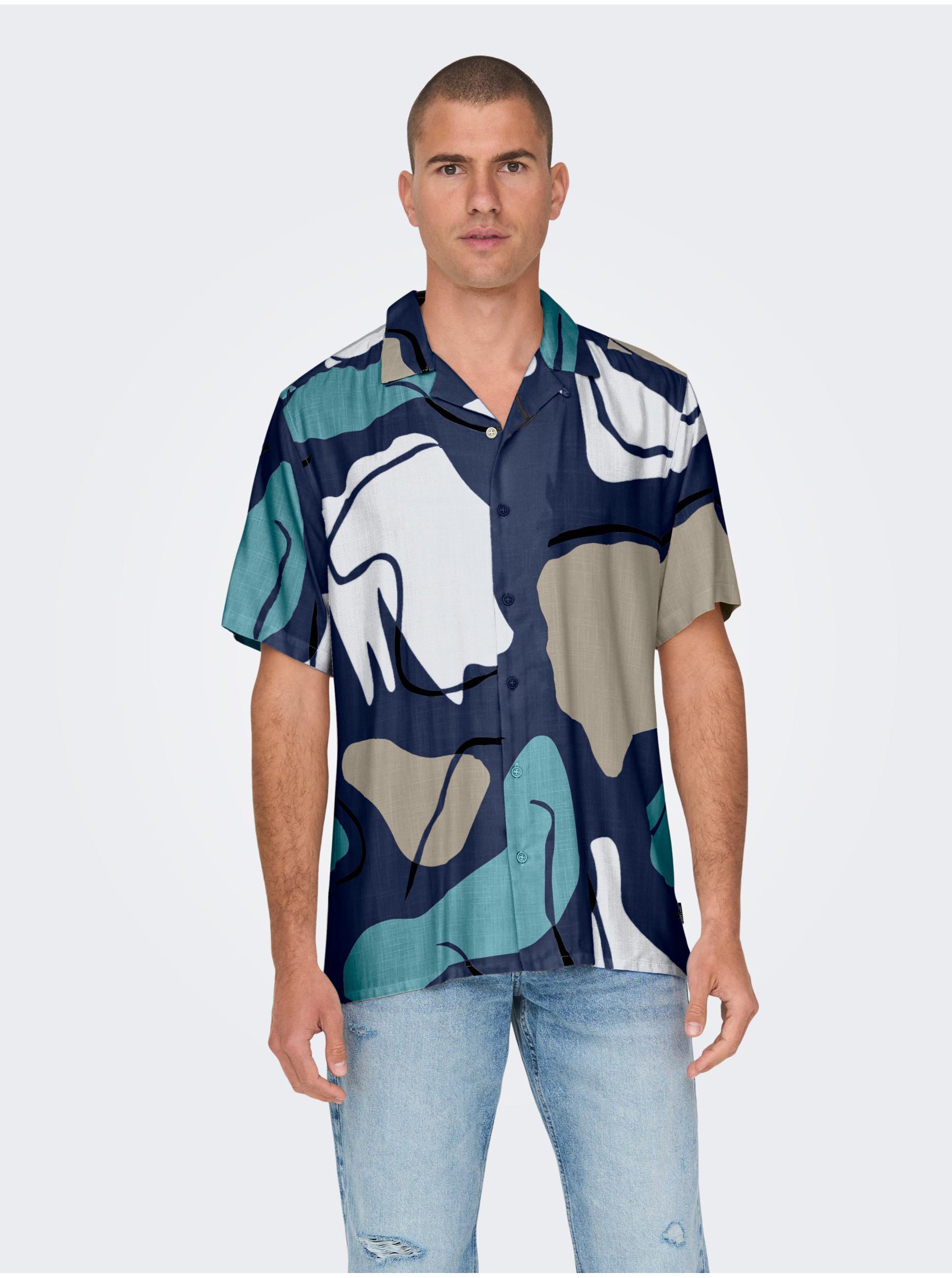E-shop Tmavomodrá pánska vzorovaná košeľa s krátkym rukávom ONLY & SONS Dab