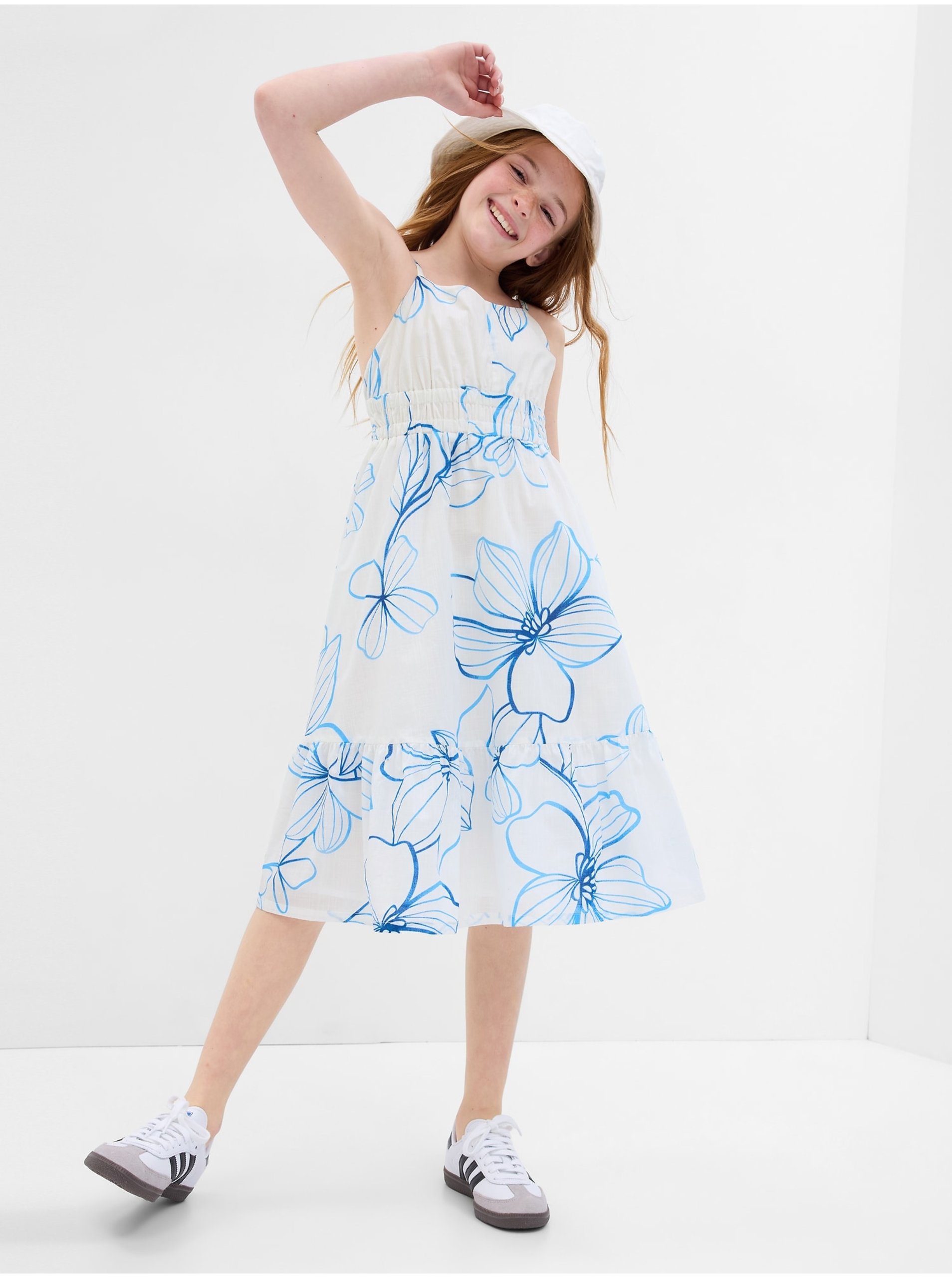 E-shop Modro-bílé holčičí květované midi šaty na ramínka GAP