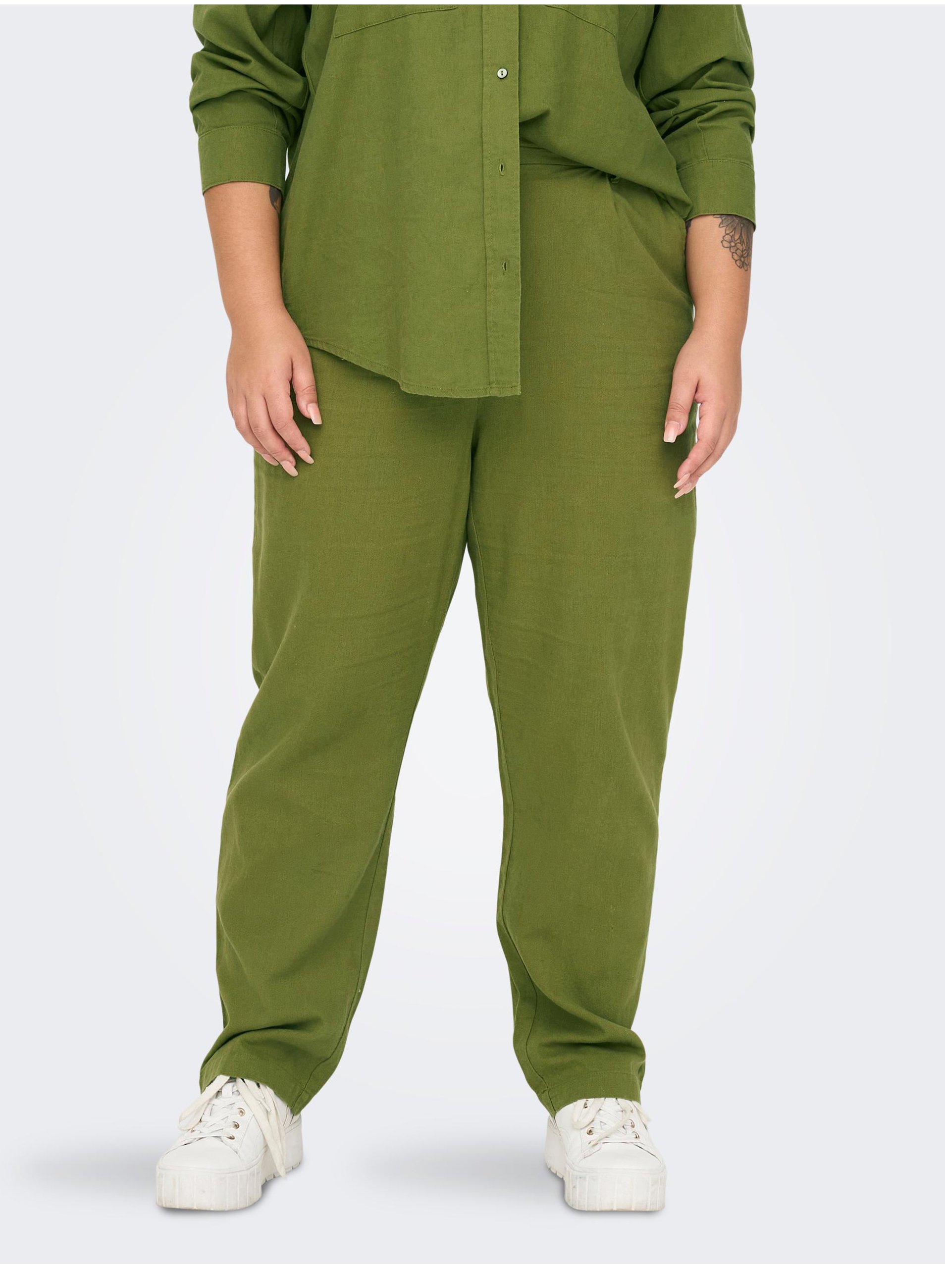 Levně Zelené dámské lněné kalhoty ONLY CARMAKOMA Caro