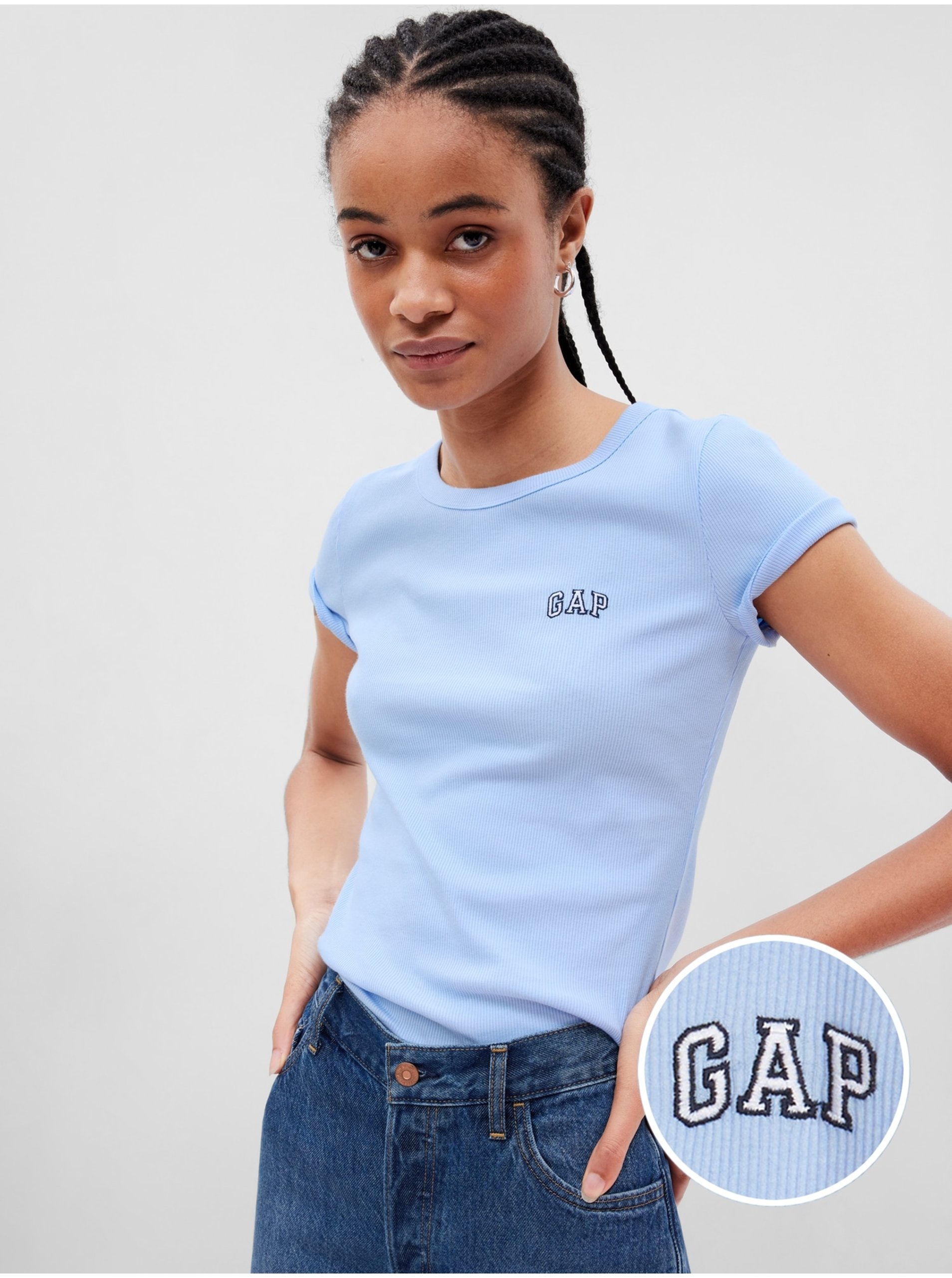 E-shop Světle modré dámské tričko GAP