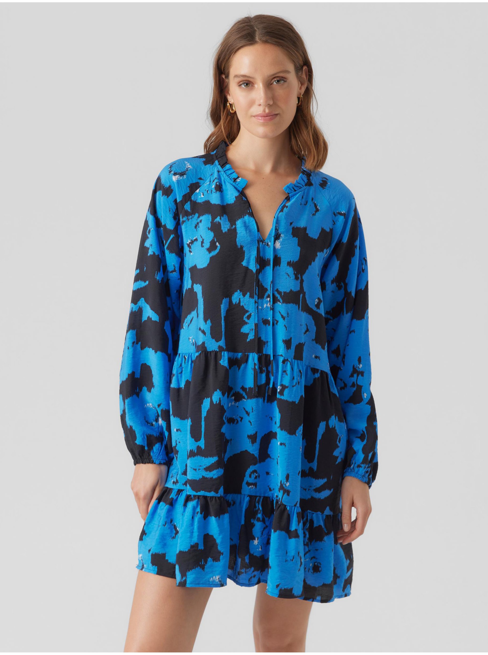 E-shop Černo-modré dámské vzorované šaty VERO MODA Josie
