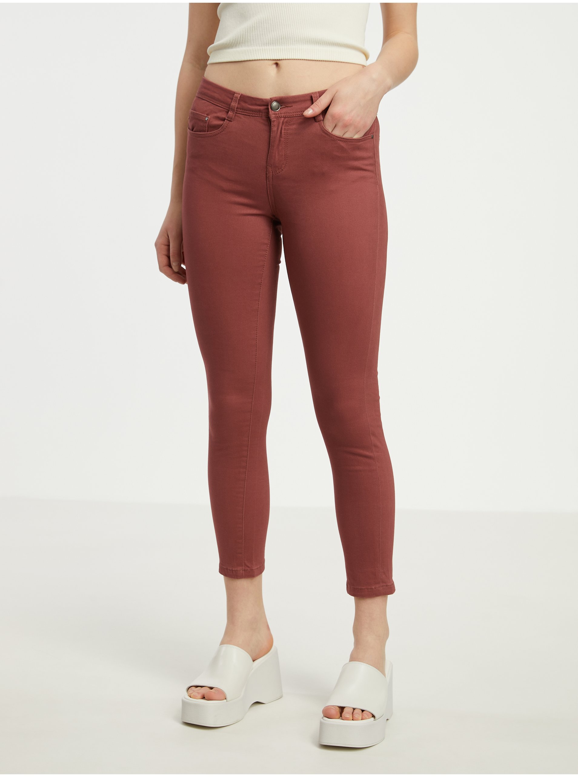 E-shop Vínové dámské skinny fit džíny CAMAIEU