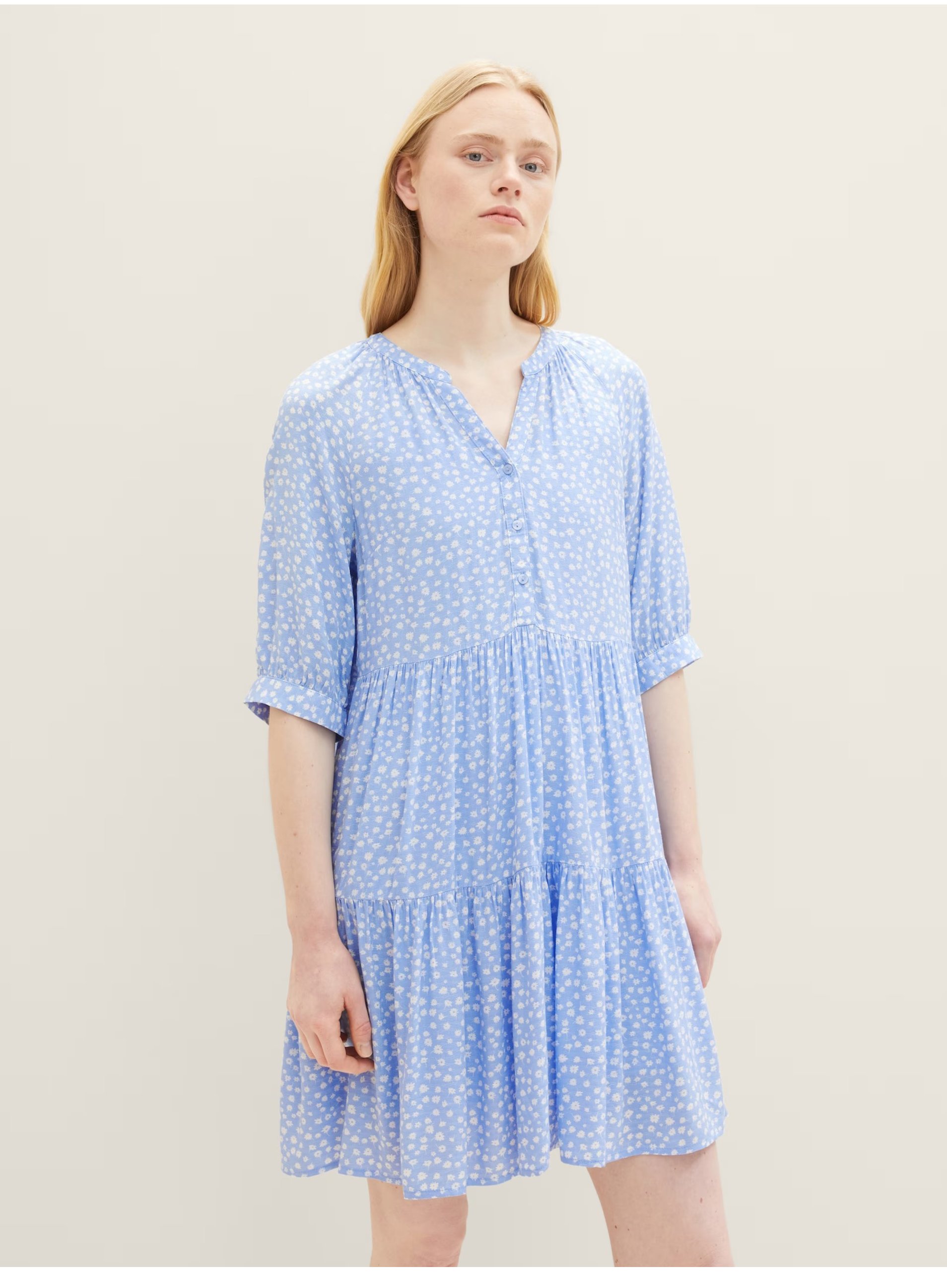 E-shop Bílo-modré dámské květované šaty Tom Tailor Denim