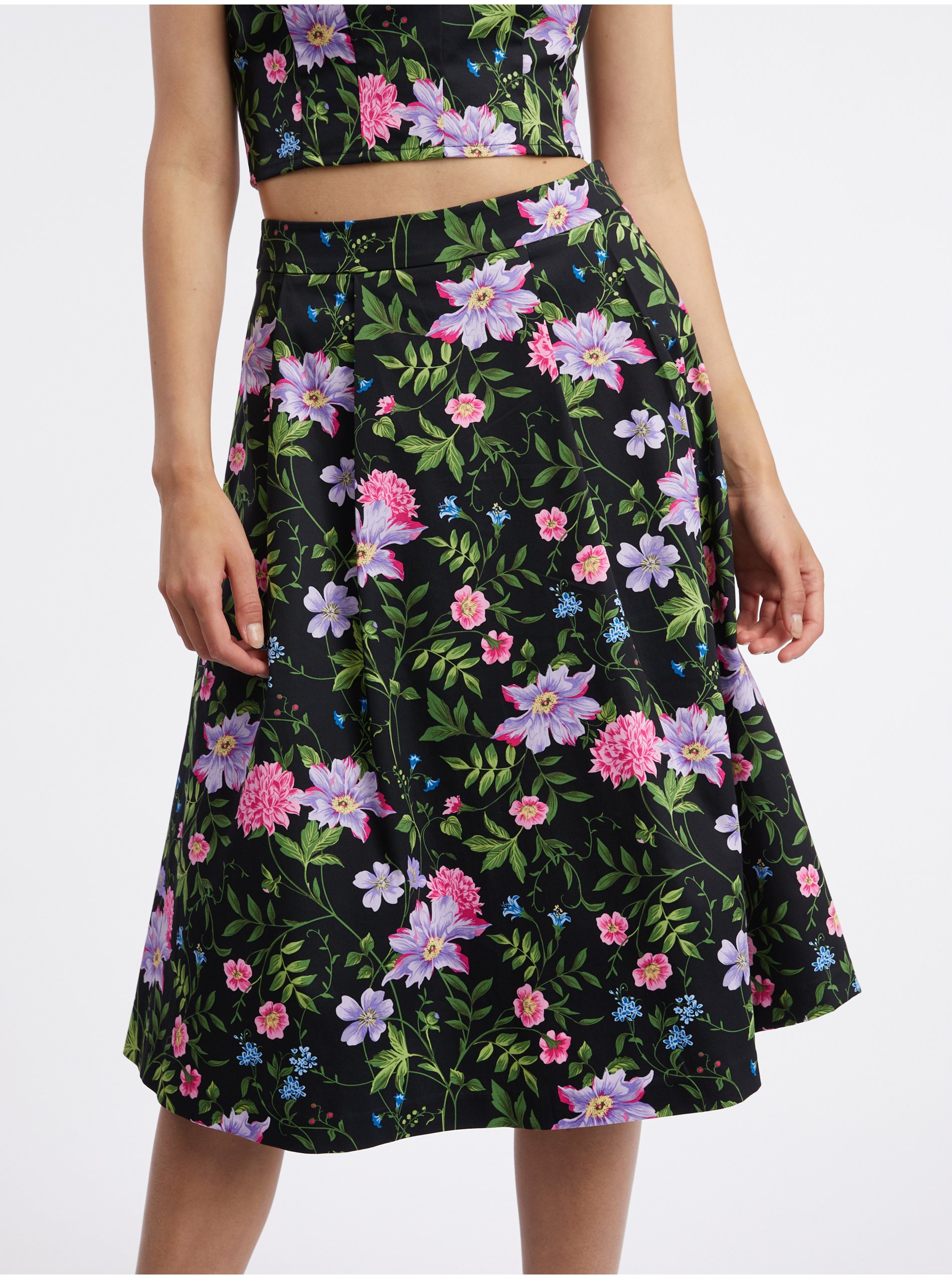 E-shop Růžovo-černá dámská květovaná sukně ORSAY