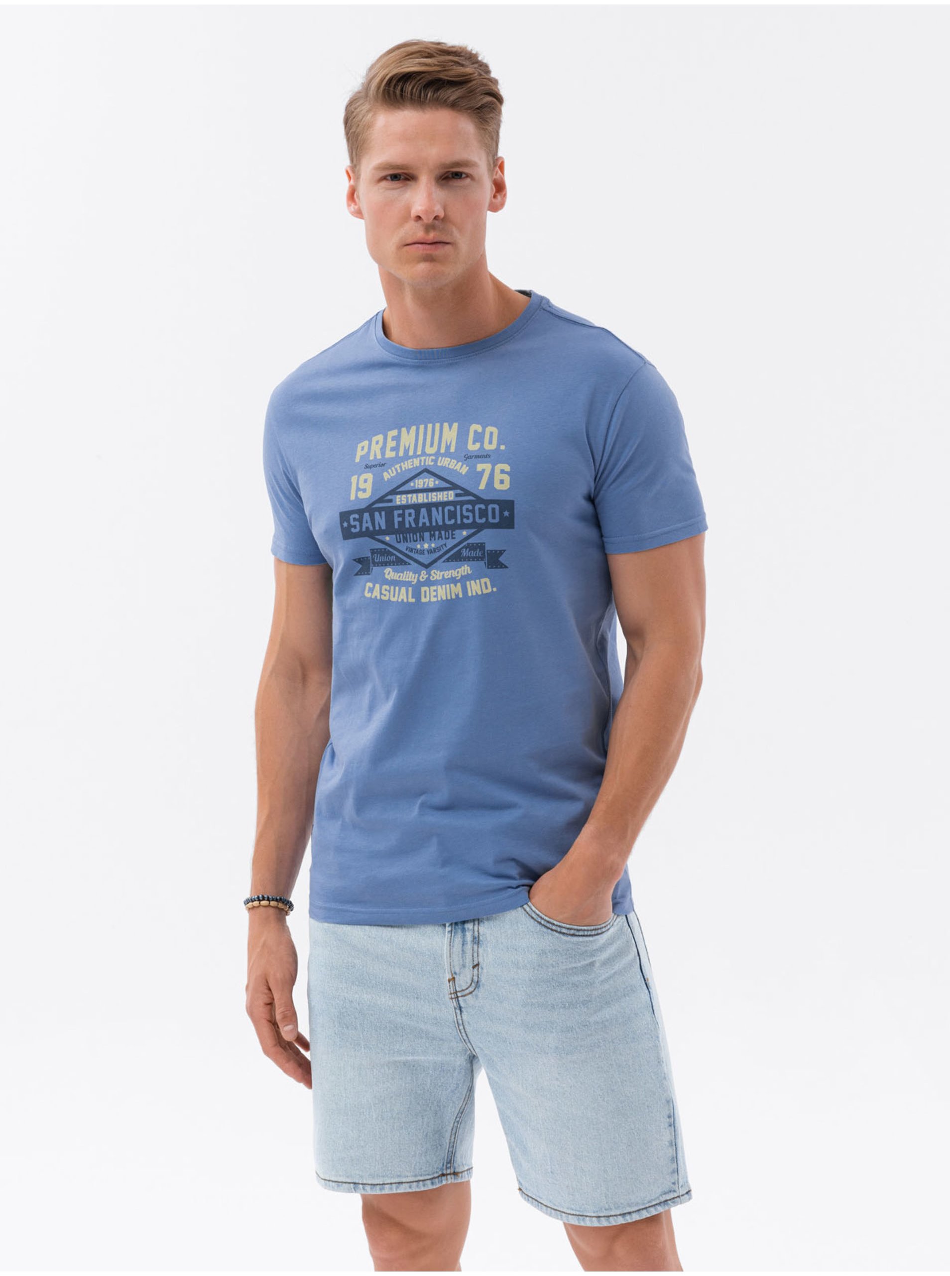 Levně Modré pánské tričko Ombre Clothing