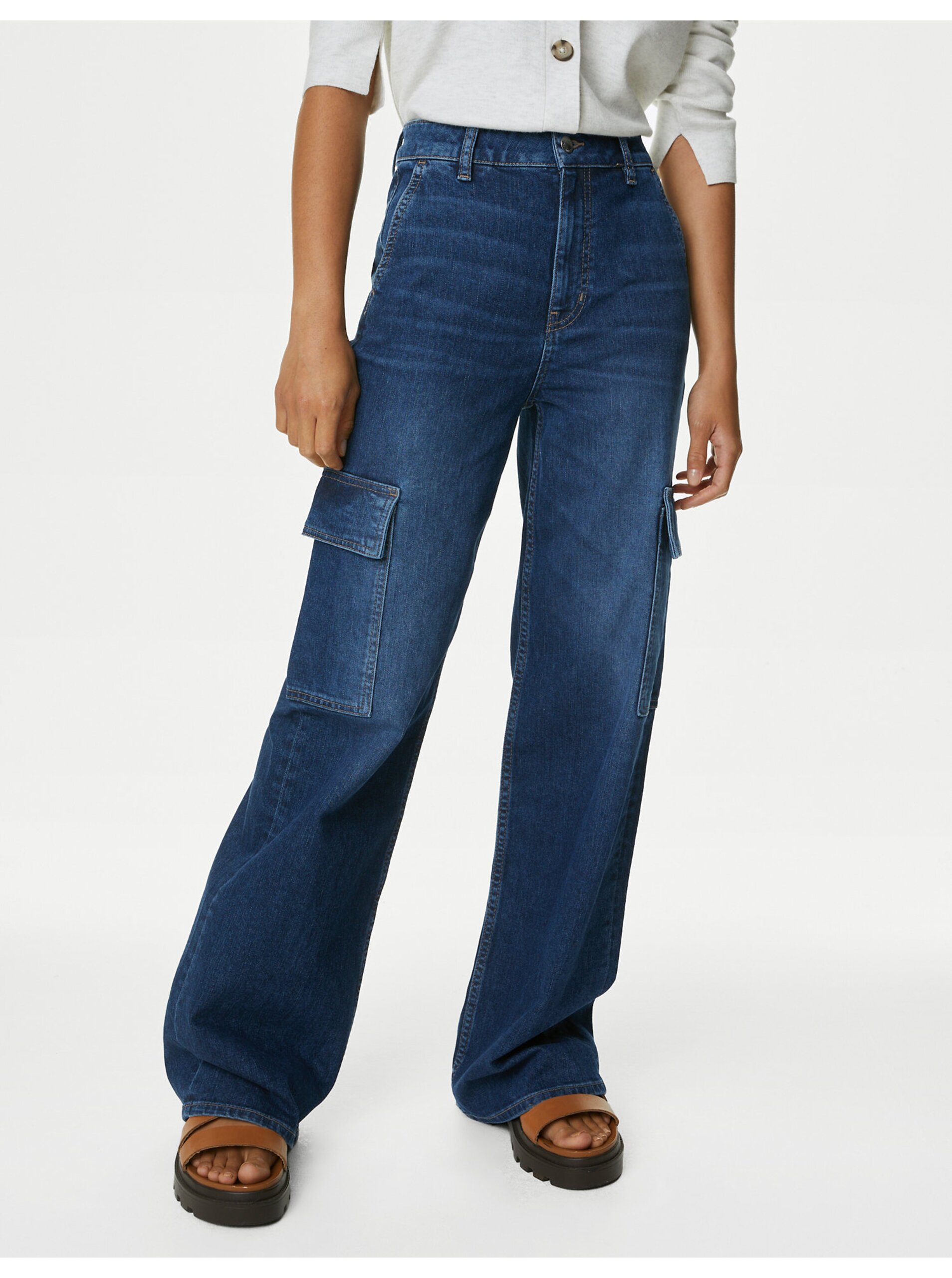 Lacno Tmavomodré dámske bootcut kapsáčové džínsy Marks & Spencer