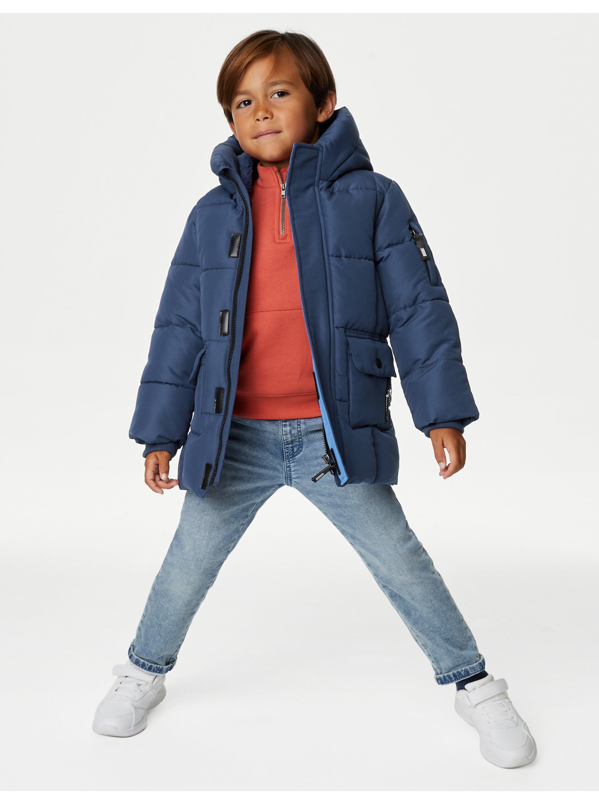 Levně Modrý klučičí dlouhý prošívaný kabát s technologií Stormwear™ Marks & Spencer