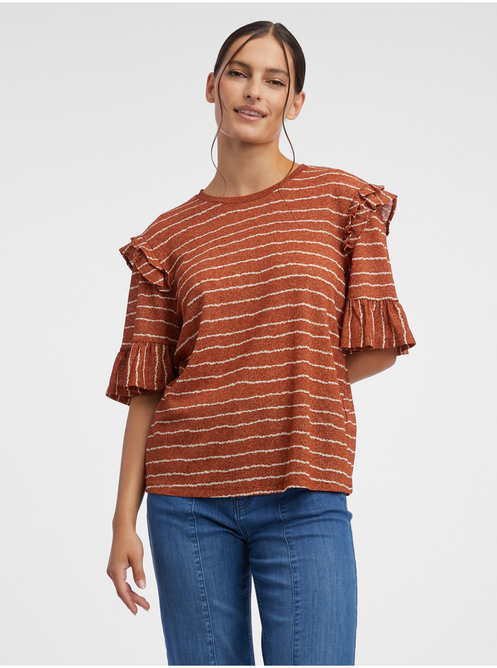 E-shop Hnedé dámske pruhované tričko ORSAY