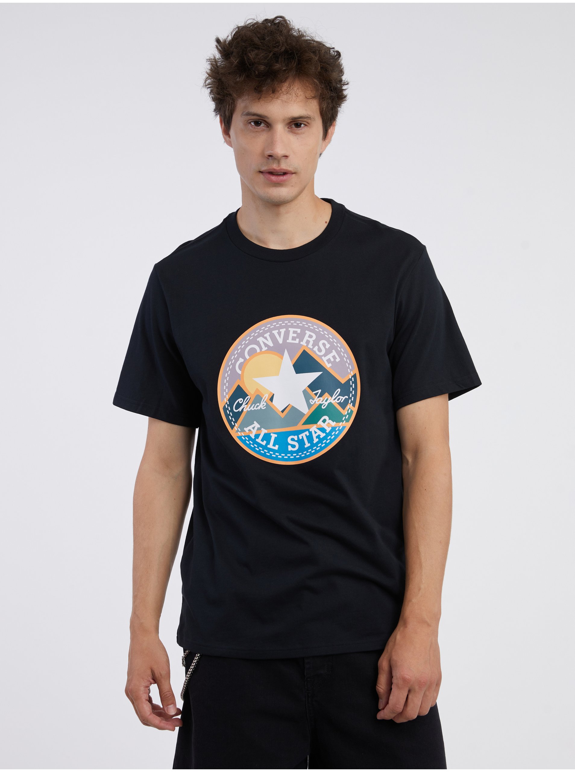 Levně Černé pánské tričko Converse Coastal Remix