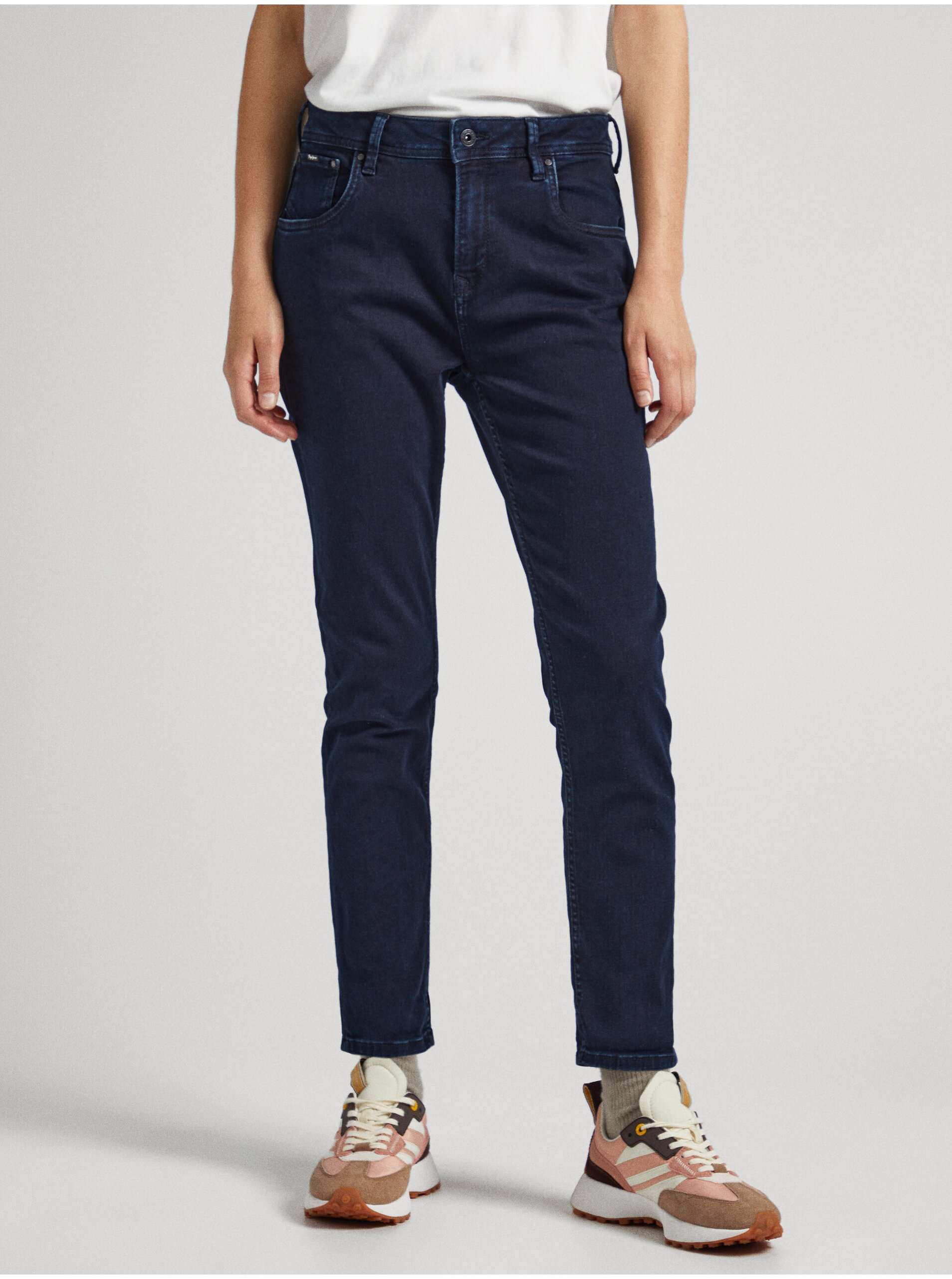 E-shop Tmavě modré dámské straight fit džíny Pepe Jeans Violet