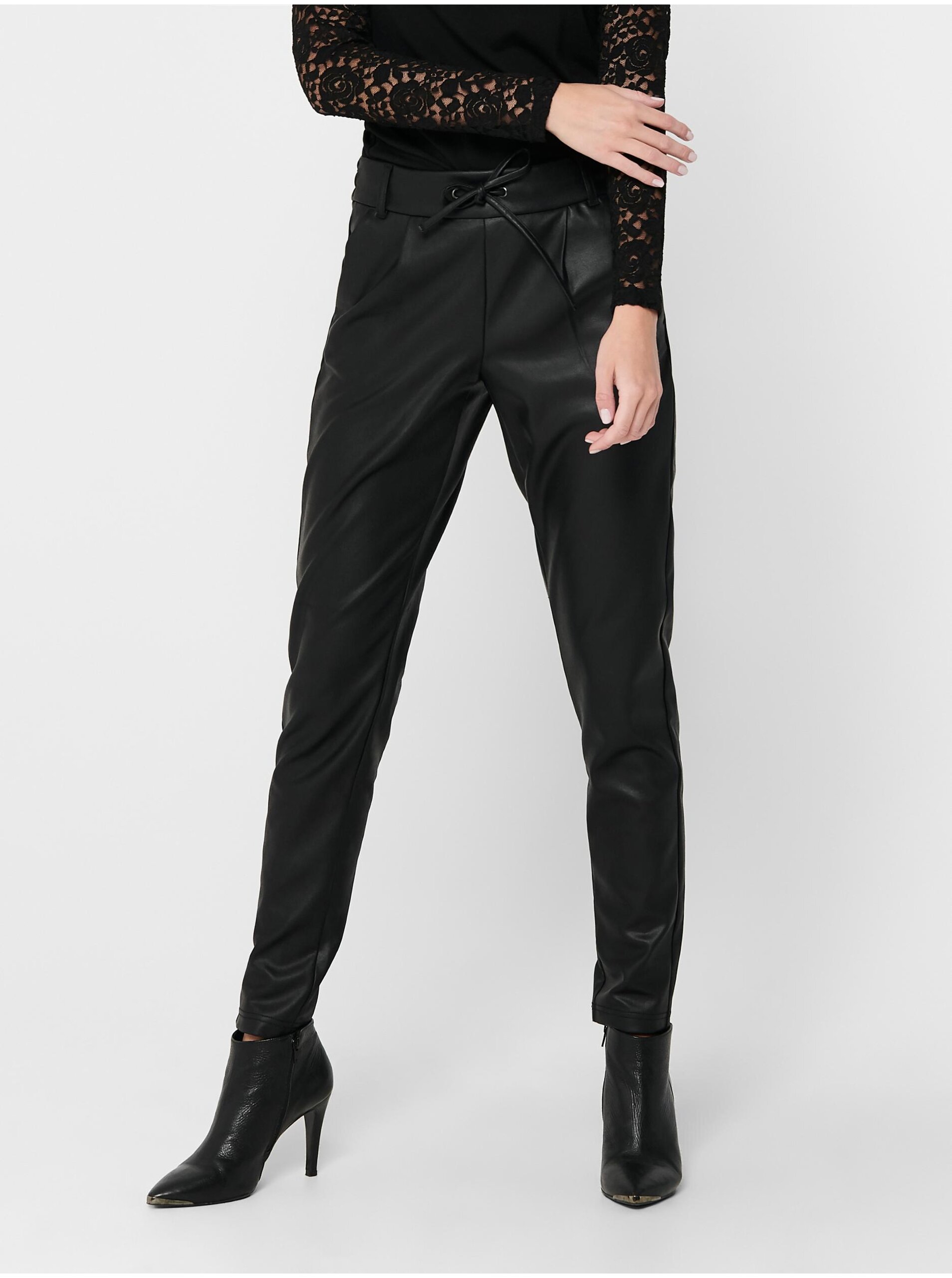 E-shop Černé dámské koženkové kalhoty ONLY Pop Trash