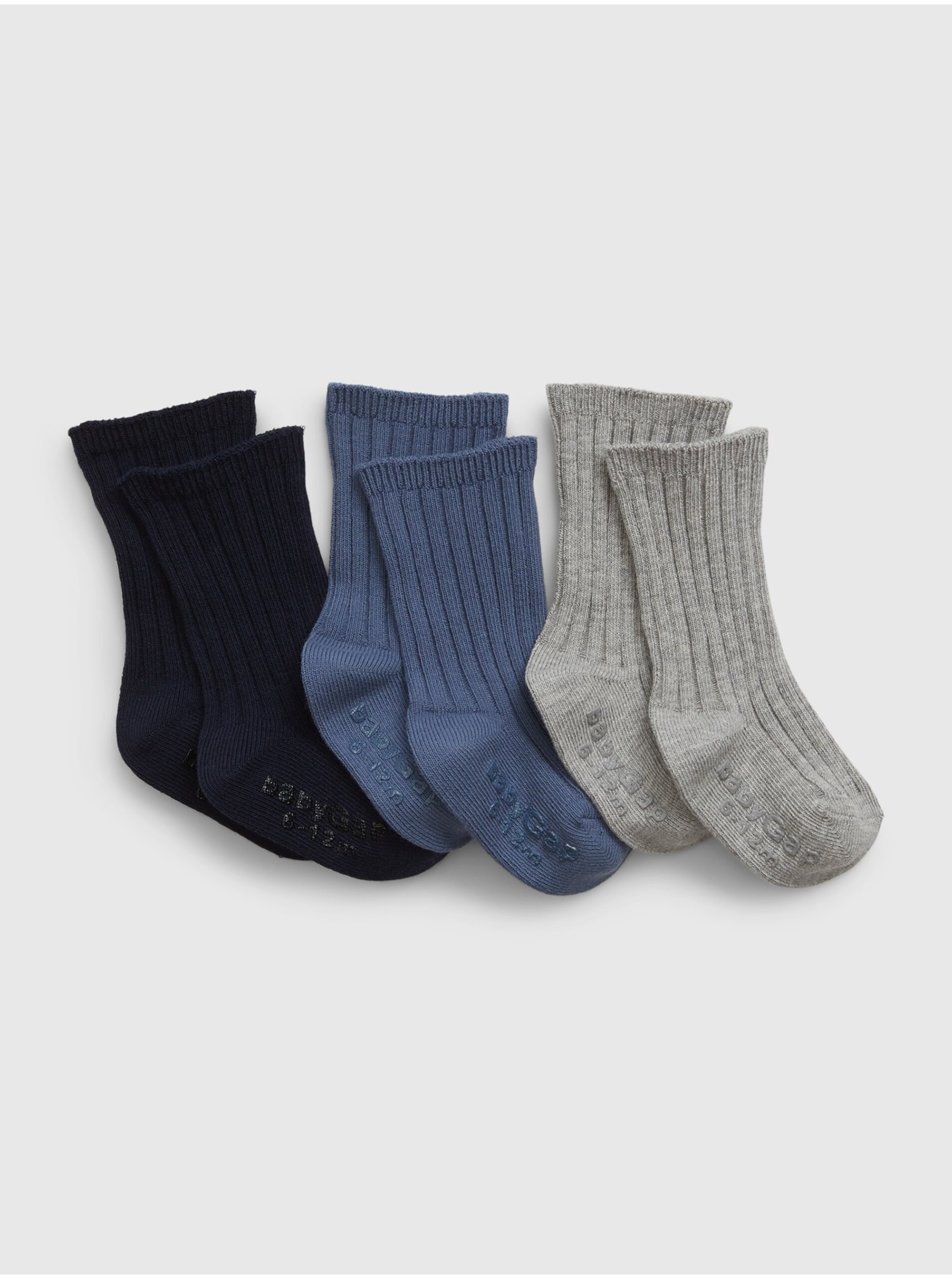Levně Sada tří párů dětských ponožek v černé, modré a šedé barvě GAP