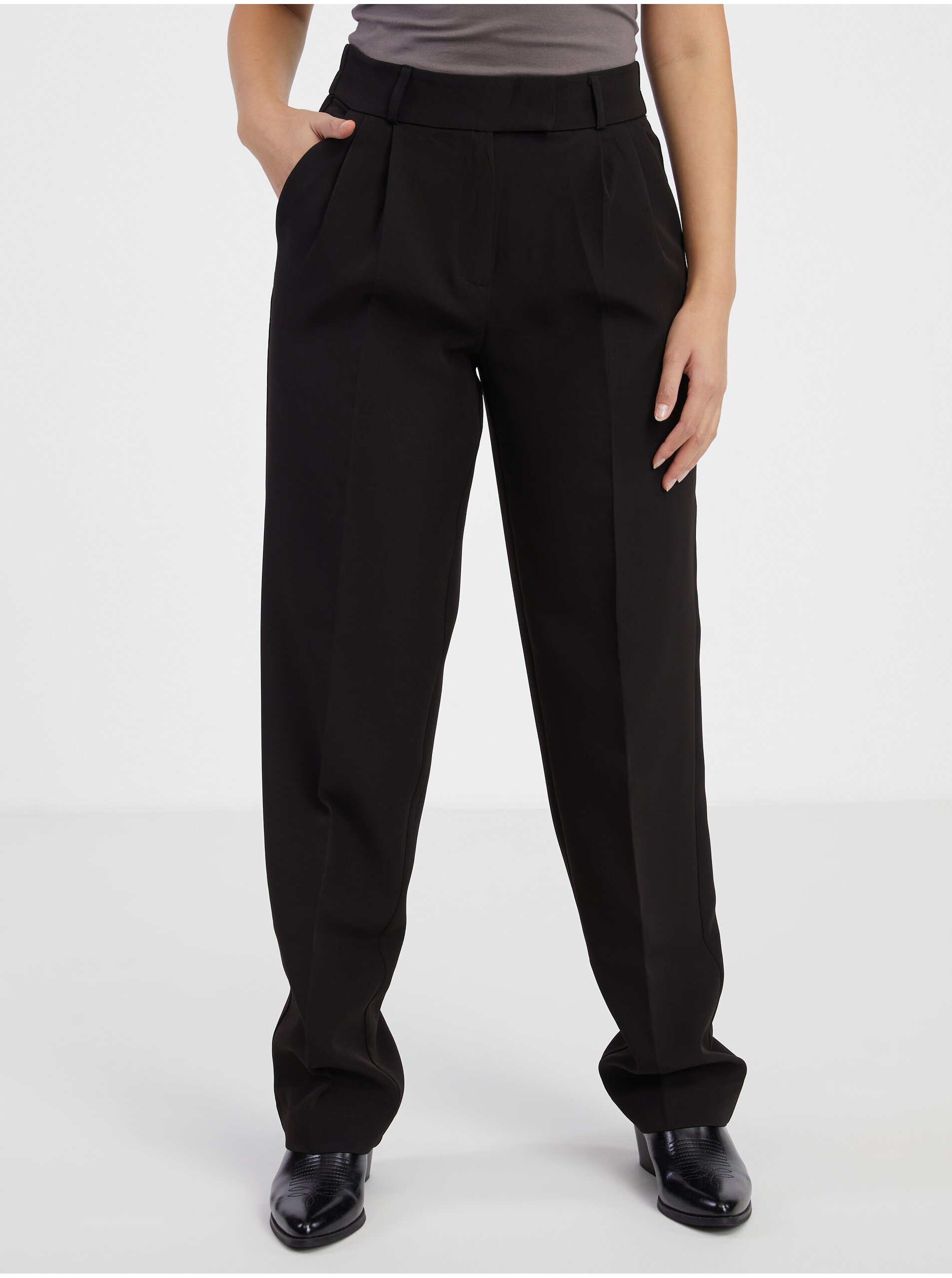 E-shop Černé dámské kalhoty ONLY Lana