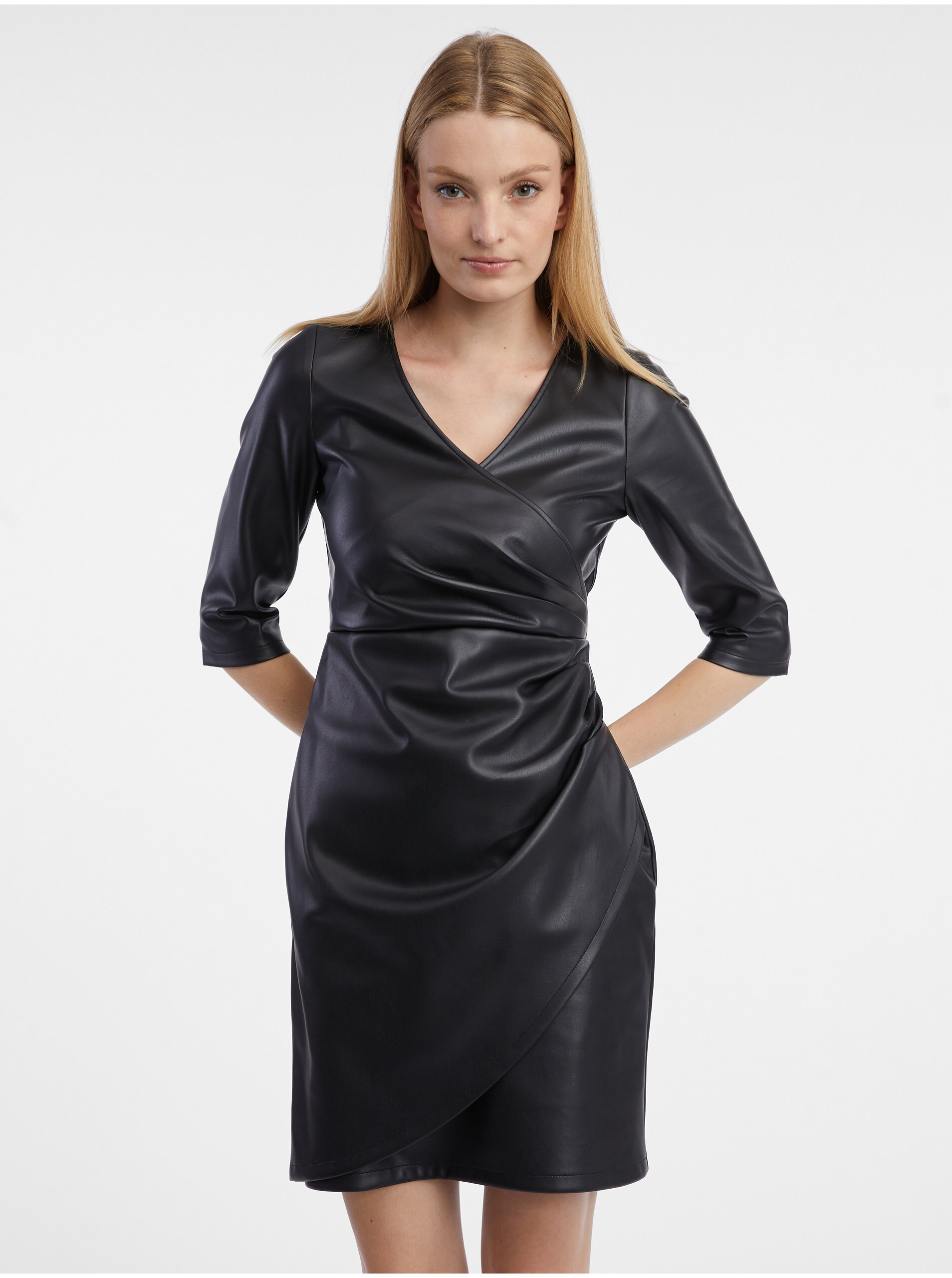 Lacno Čierne dámske koženkové šaty ORSAY